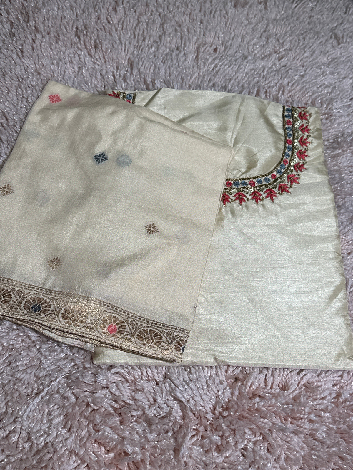 OFFER SALES UNSTITCHED SALWAR SUITS -  IHA 35311