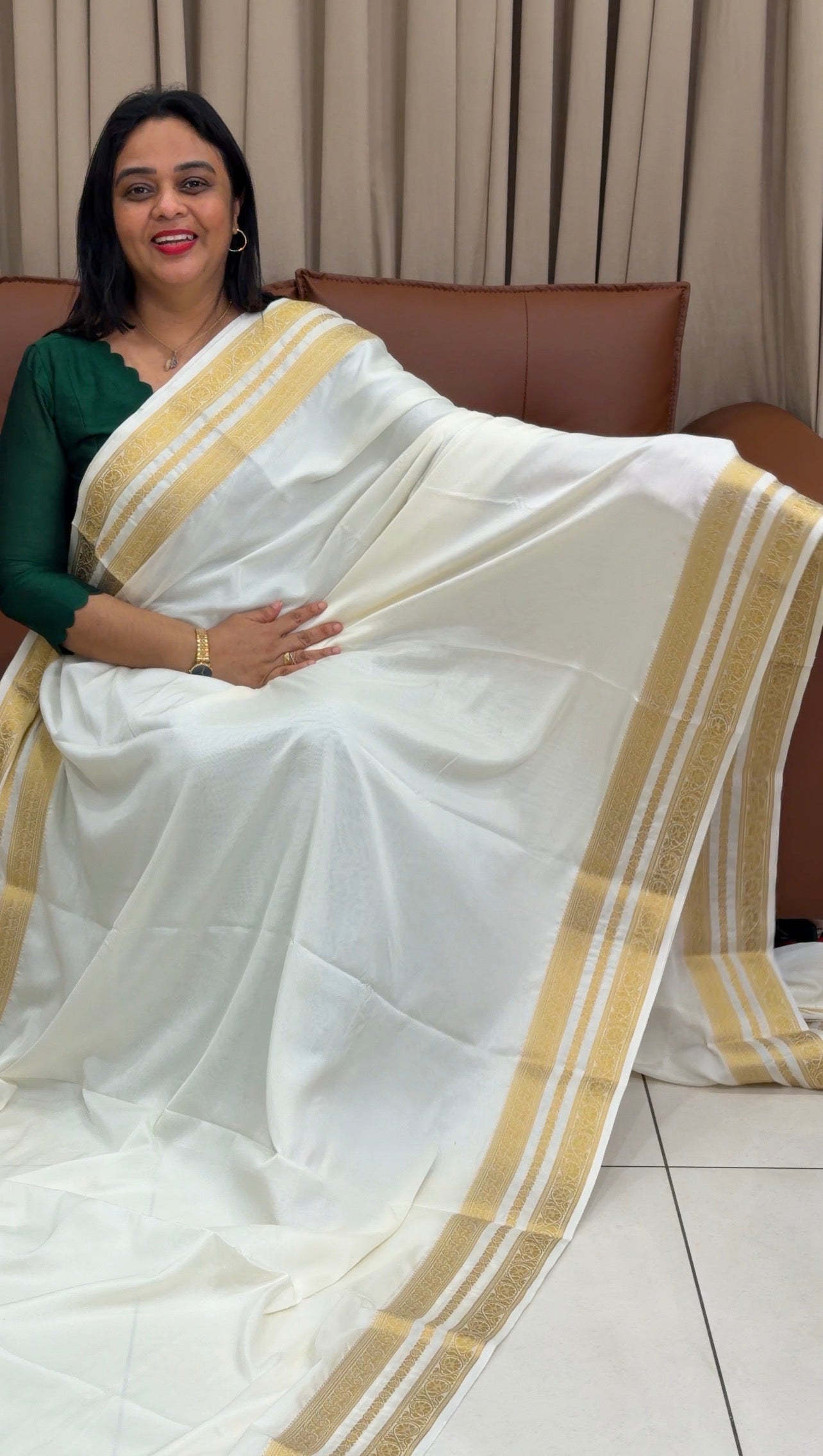 ONAM SAREES - IHA 33795