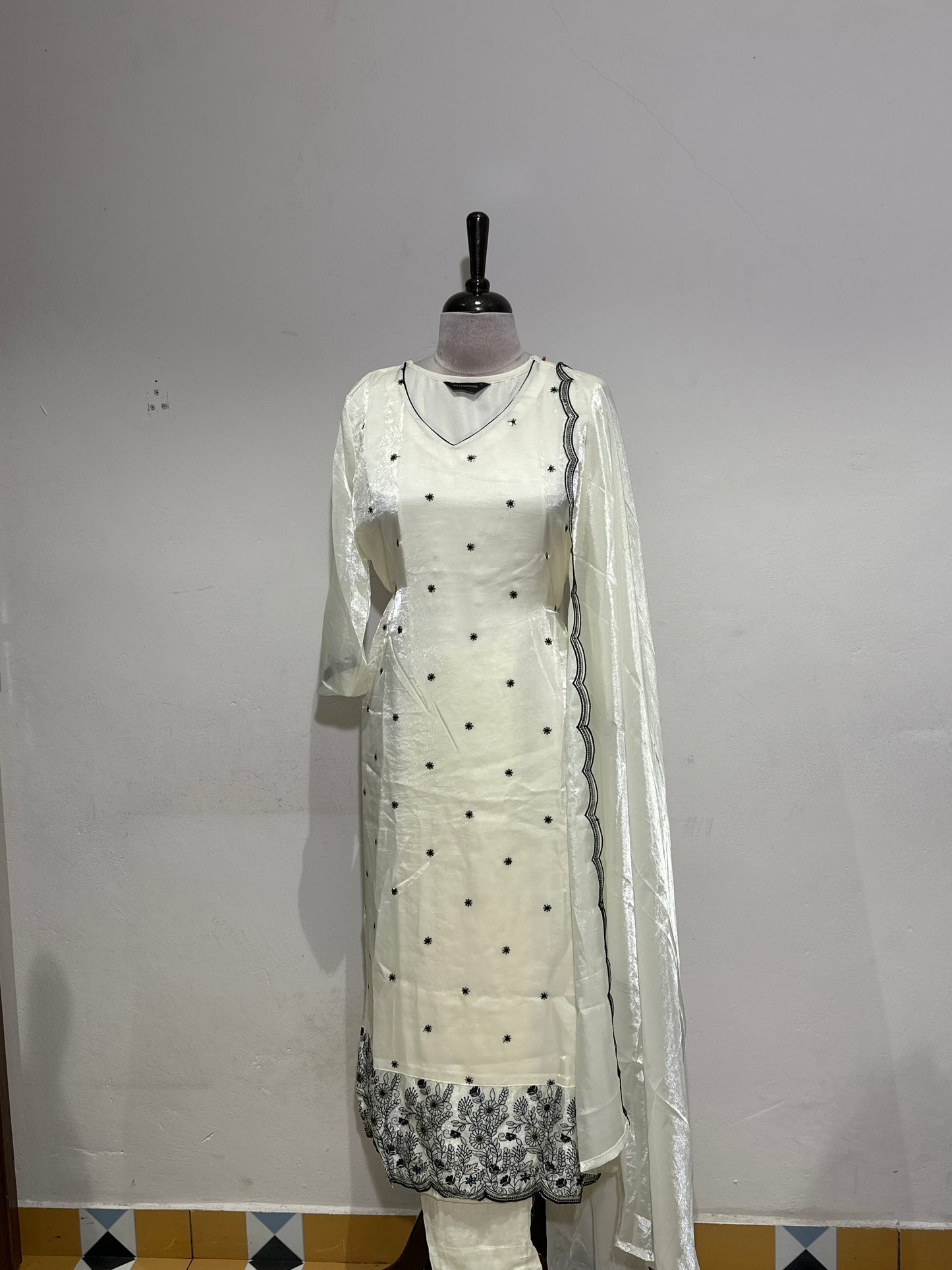 OFFER SALES TOP AND  BOTTOM  -  IHA 34290