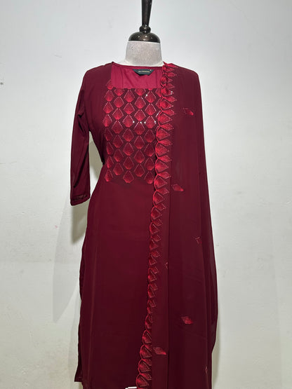 OFFER SALES READY TO WEAR SETS  -  IHA 35622