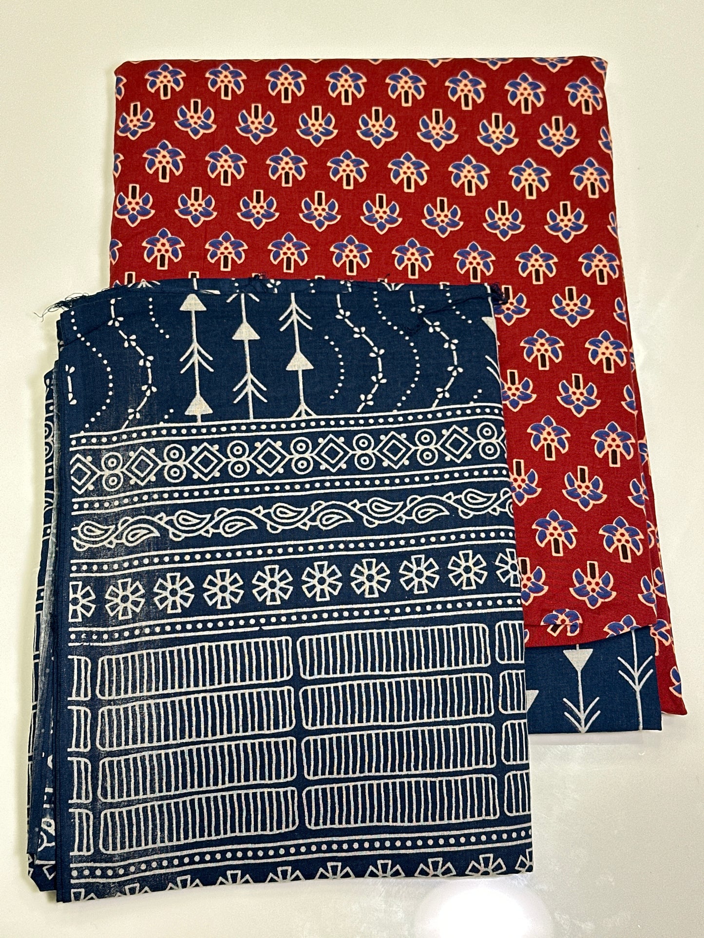 OFFER SALES UNSTITCHED SALWAR SUITS -  IHA 33693