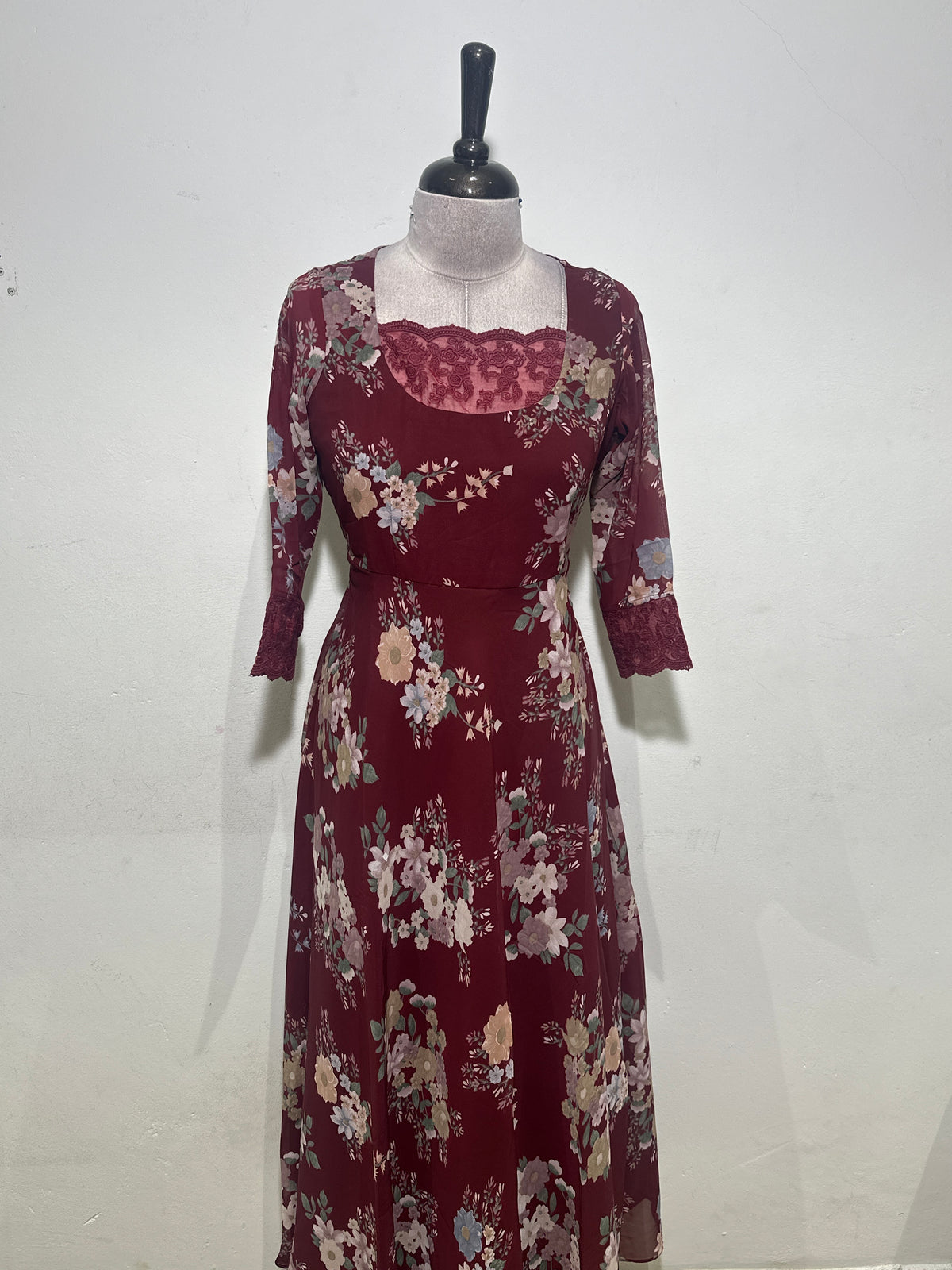 OFFER SALES TOP'S -  IHA 35796