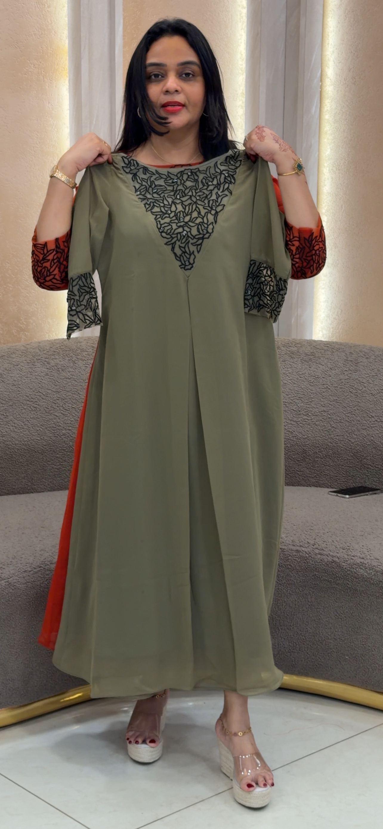 IHA'S IN-HOUSE DESIGNER ALINE TOPS - IHA 32993