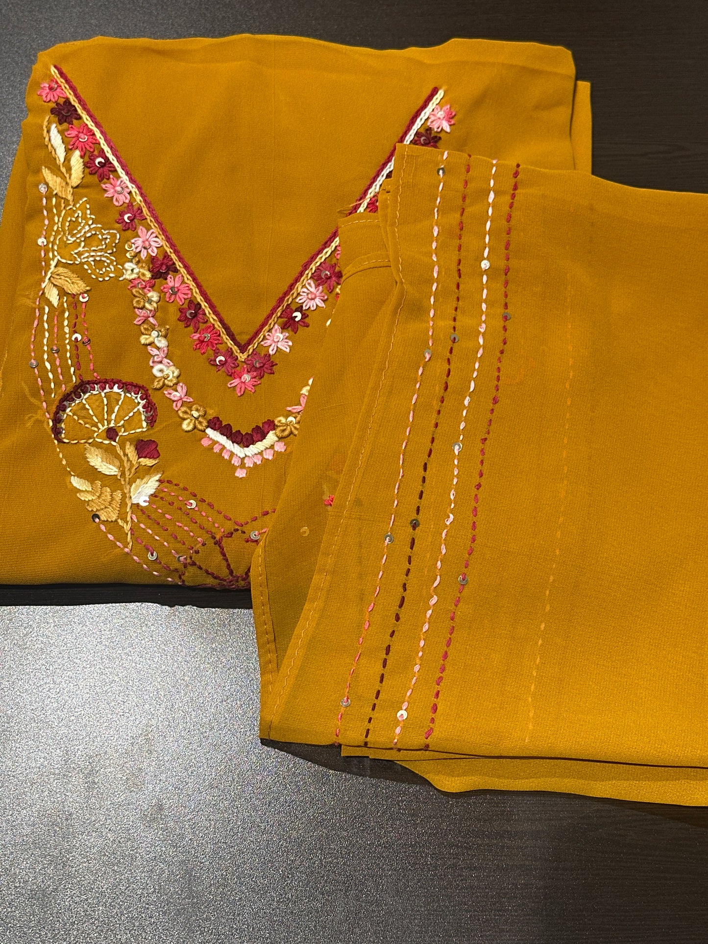 OFFER SALES UNSTITCHED SALWAR SUITS -  IHA 34093