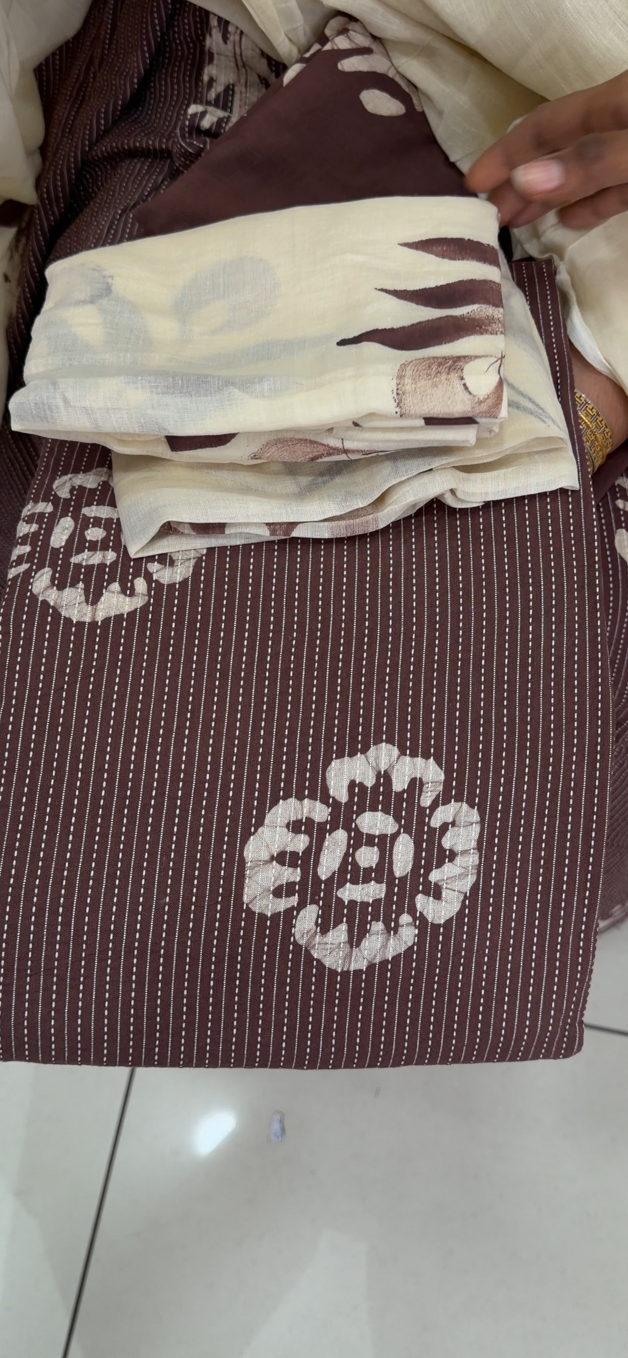 COTTON UNSTITCHED SALWR SUITS - IHA 34044