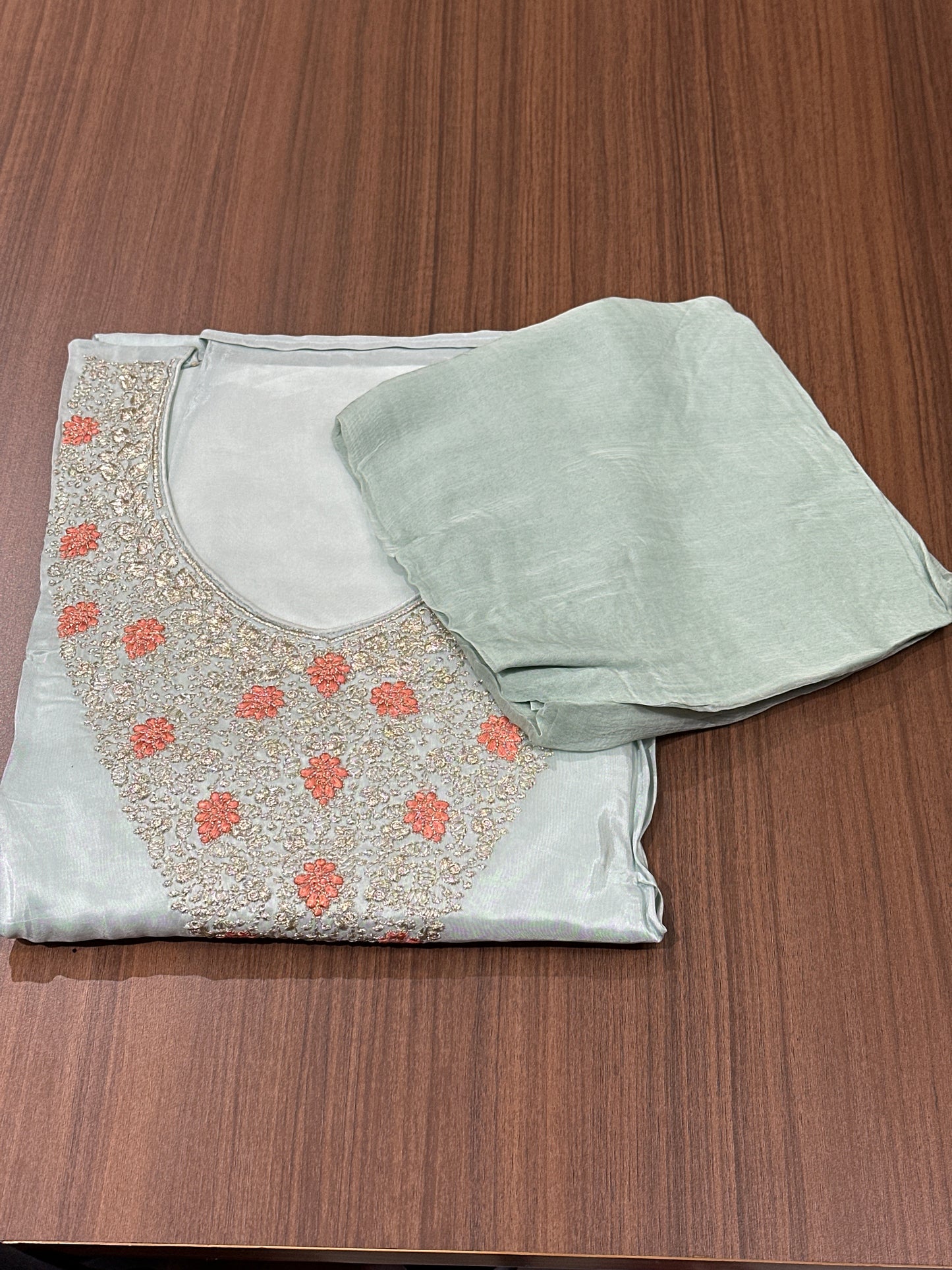 OFFER SALES UNSTITCHED SALWAR SUITS -  IHA 33736