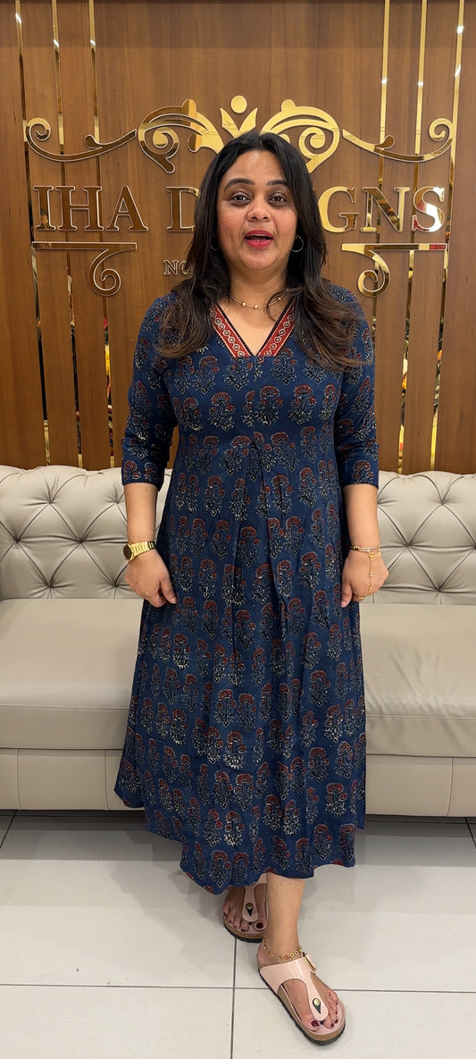 IHA'S IN-HOUSE PRINTED ALINE TOPS - IHA 28634