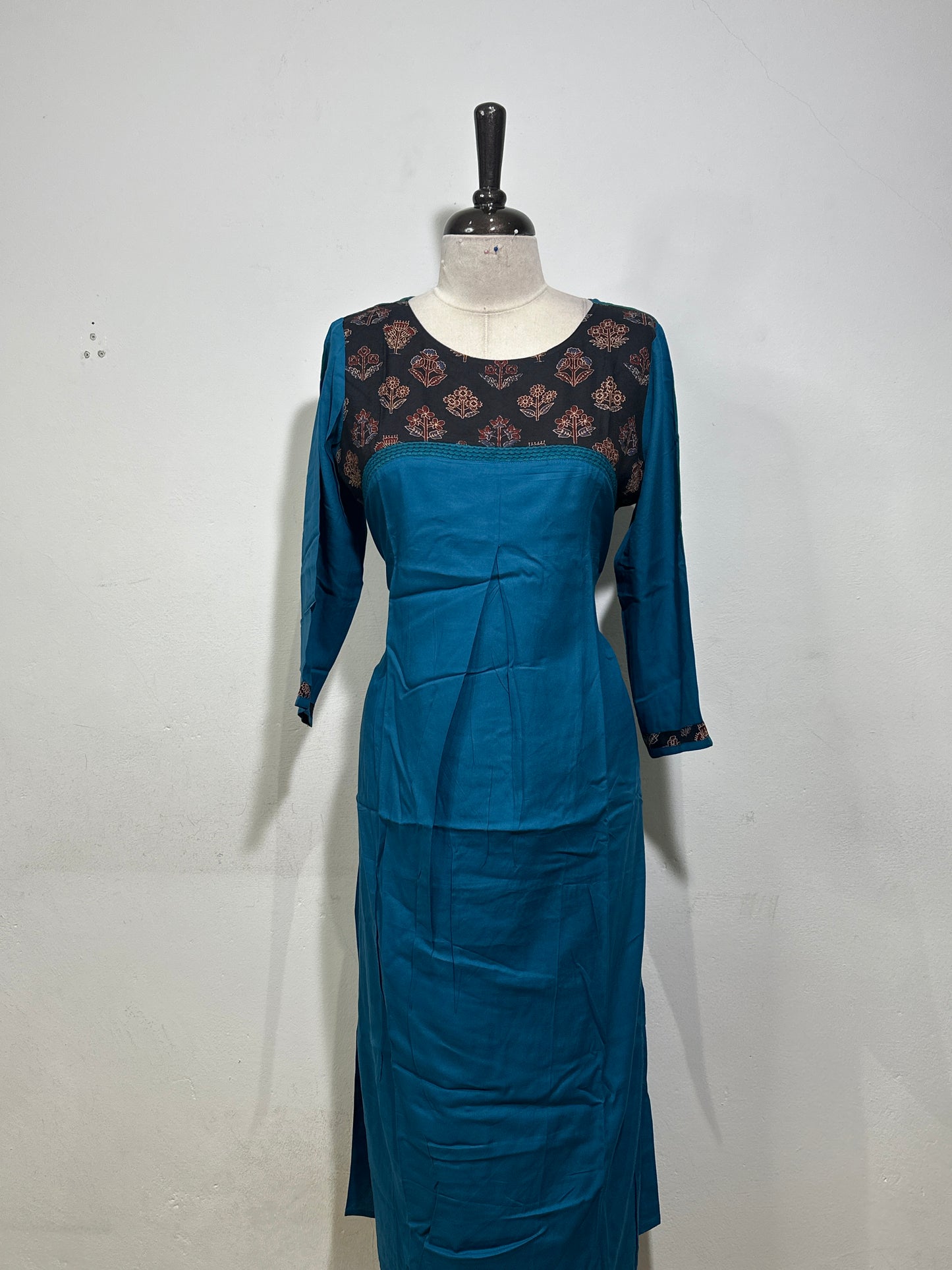 OFFER SALES TOP AND  BOTTOM  -  IHA 34372