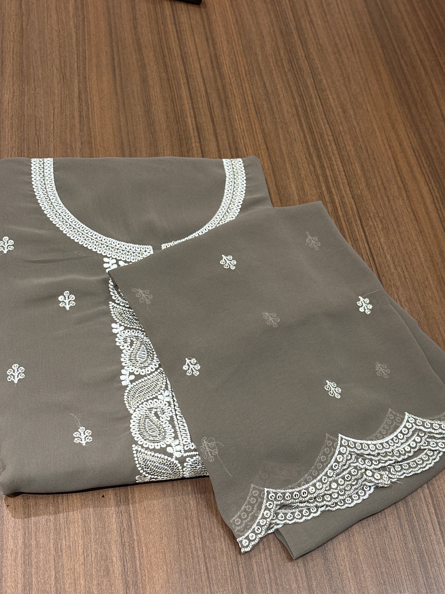OFFER SALES UNSTITCHED SALWAR SUITS -  IHA 33925