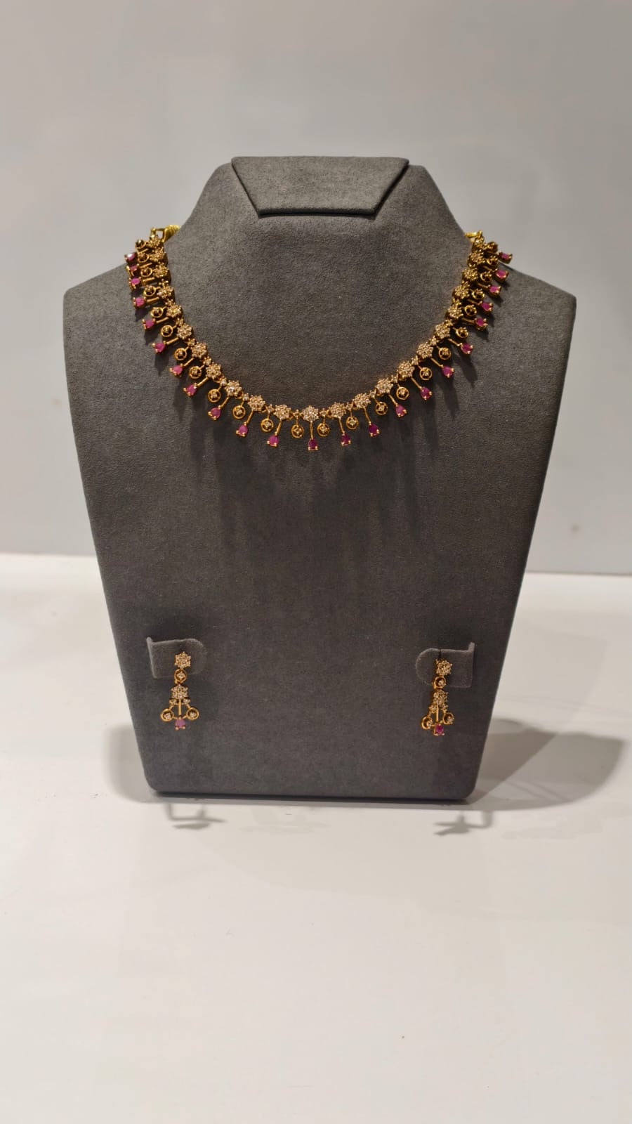 DESIGNER NECKLACE SETS - IHA 35831