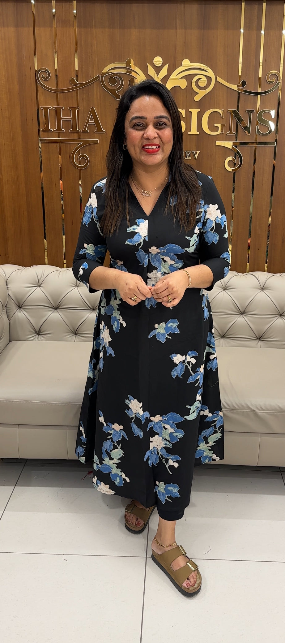 IHA'S IN-HOUSE PRINTED ALINE TOPS - IHA 28360