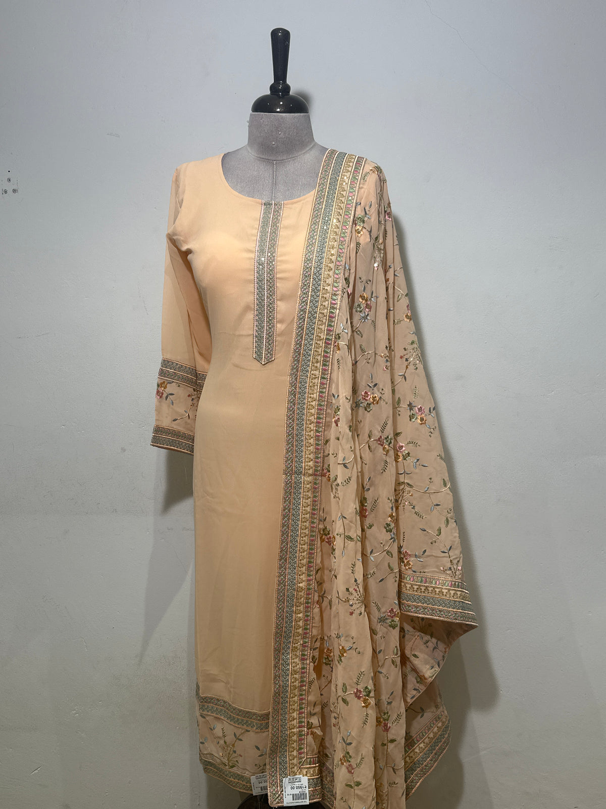 OFFER SALES TOP AND  BOTTOM  -  IHA 35694