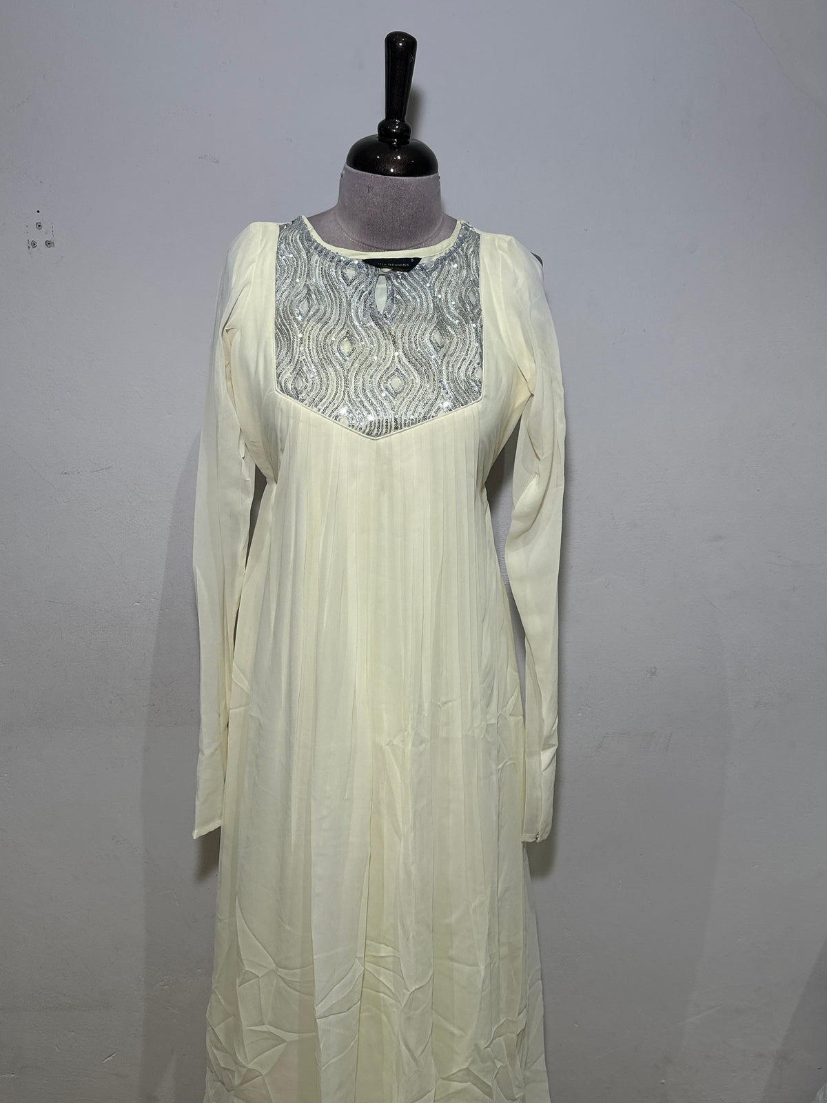 OFFER SALES TOP'S -  IHA 35971