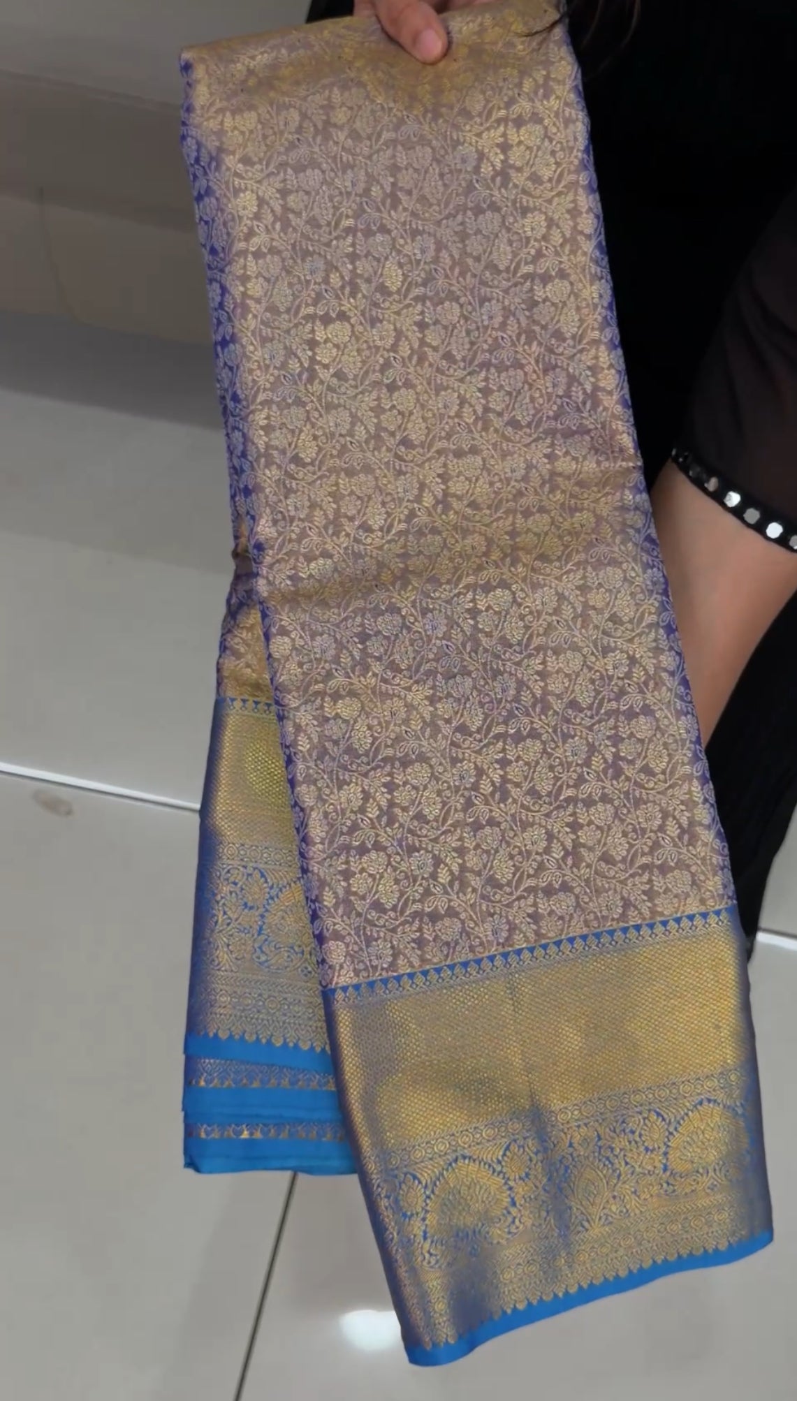 TISSUE KANCHIPURAM SILK SAREES - IHA 29253