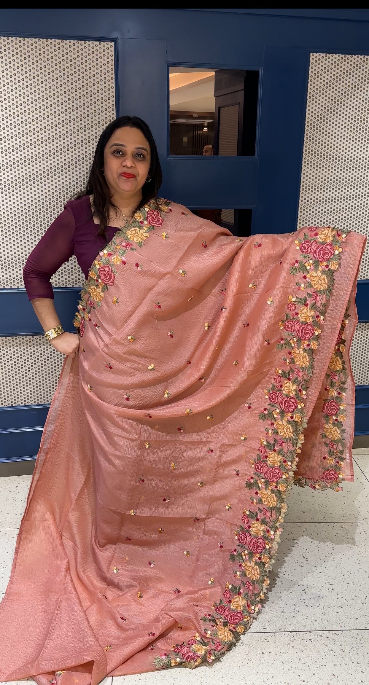 CRUSHED TISSUE SAREE - IHA 19136