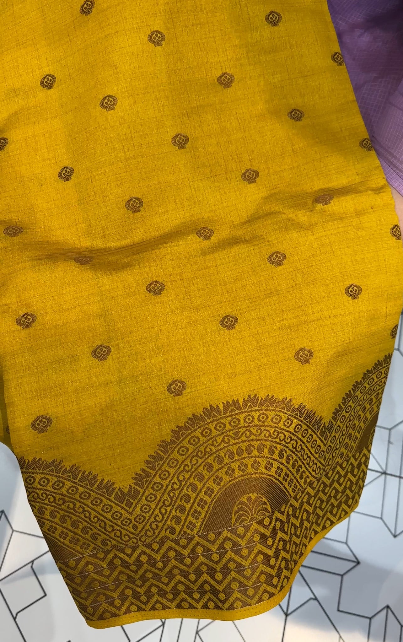 TUSSUR BANARASI SAREE - IHA 19170