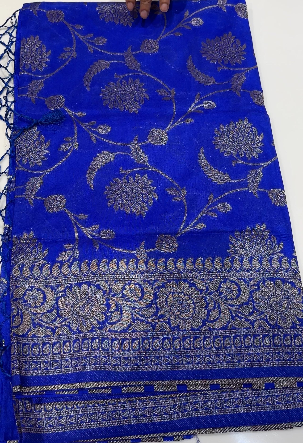 SEMI BANARASI SAREES - IHA 17031