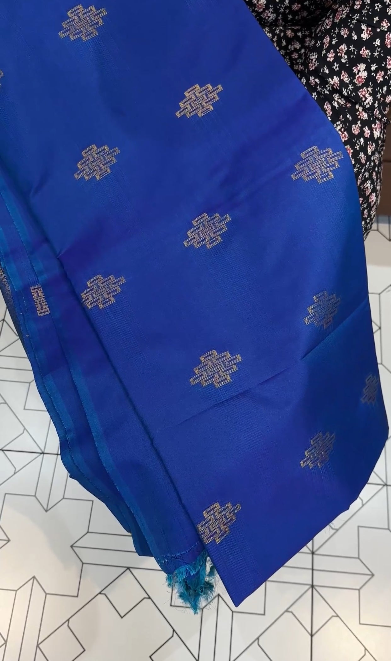 BUDGET BUY SOFT SILK SAREE - IHA 19204