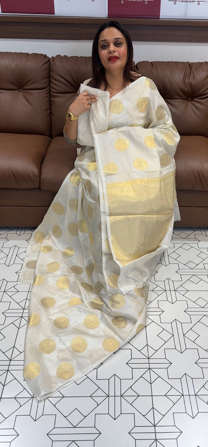 BANARASI CREAM SAREE - IHA 15383