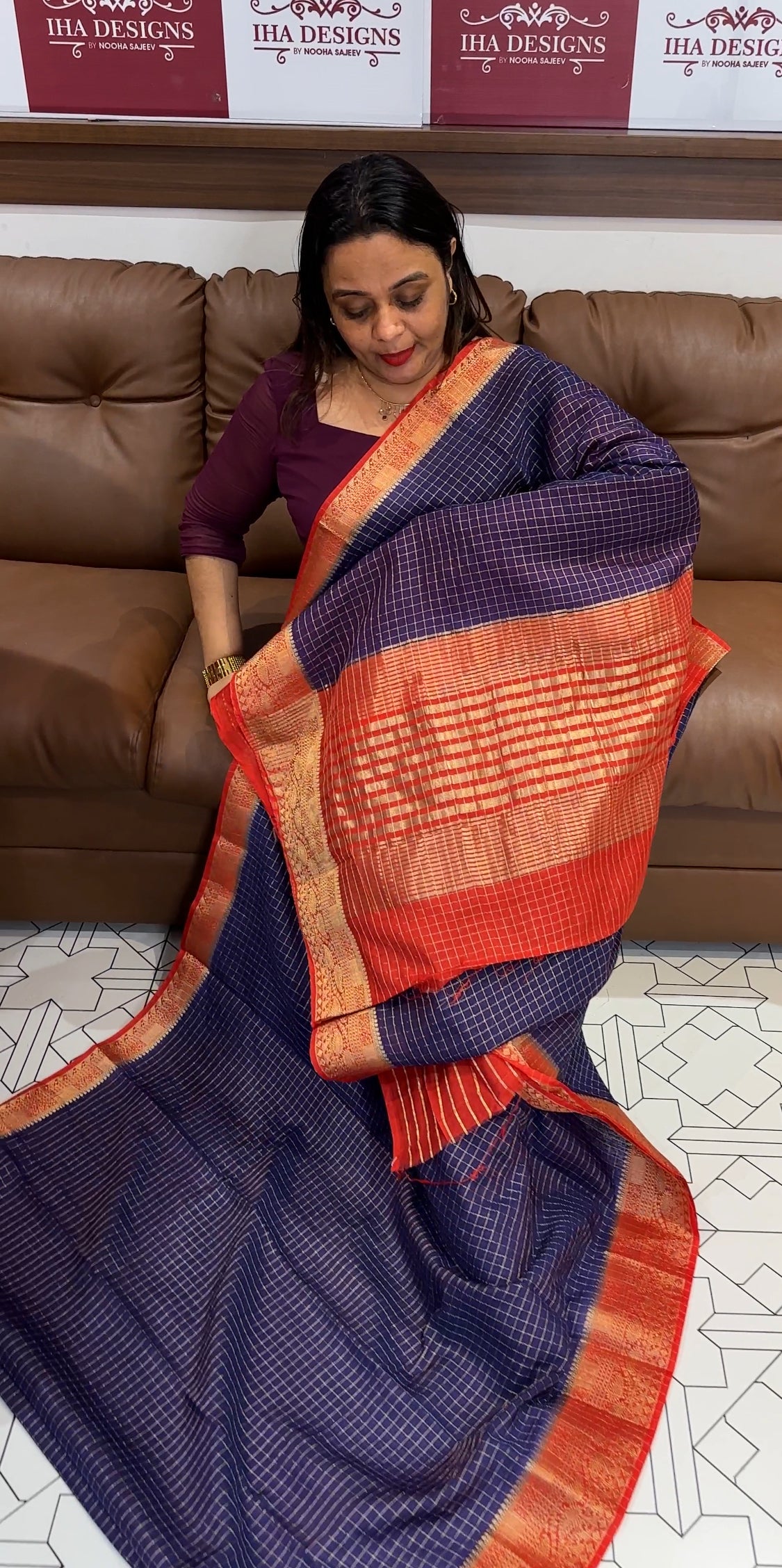 SEMI BANARASI SAREE - IHA 19131