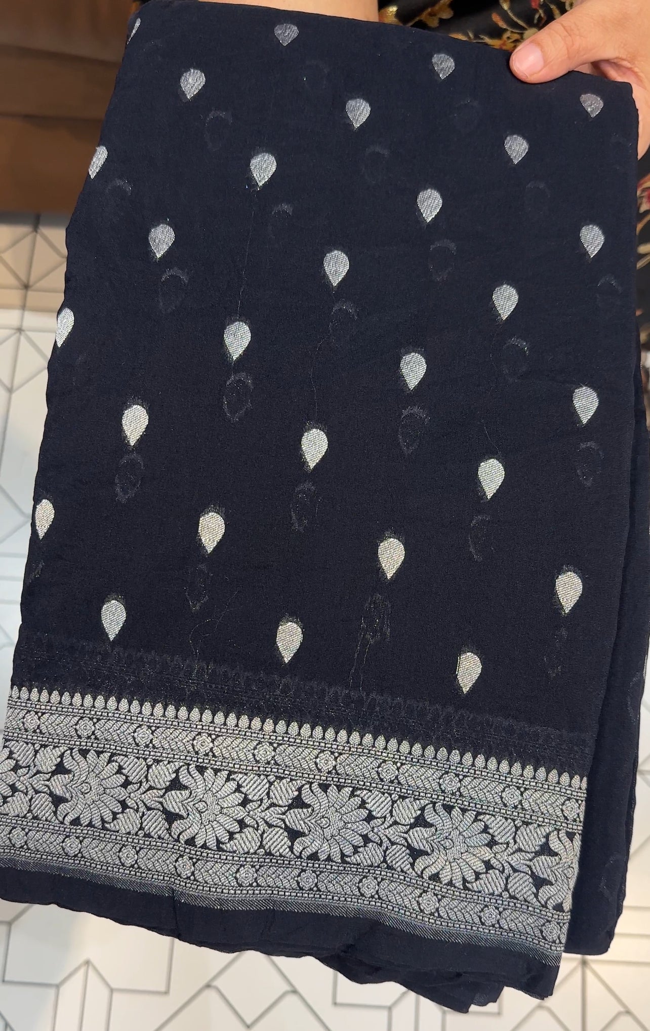 SEMI BANARASI SAREES - IHA 19649