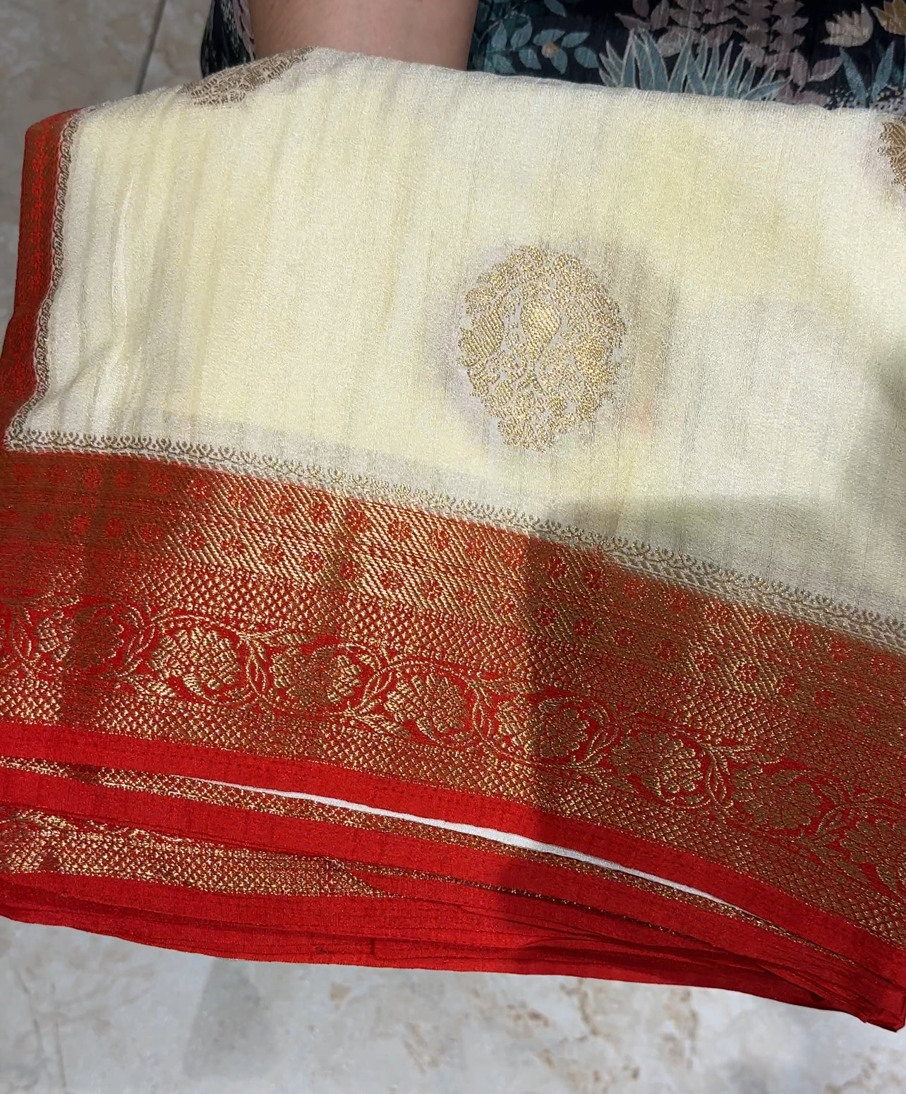 SEMI BANARASI SAREES - IHA 19731