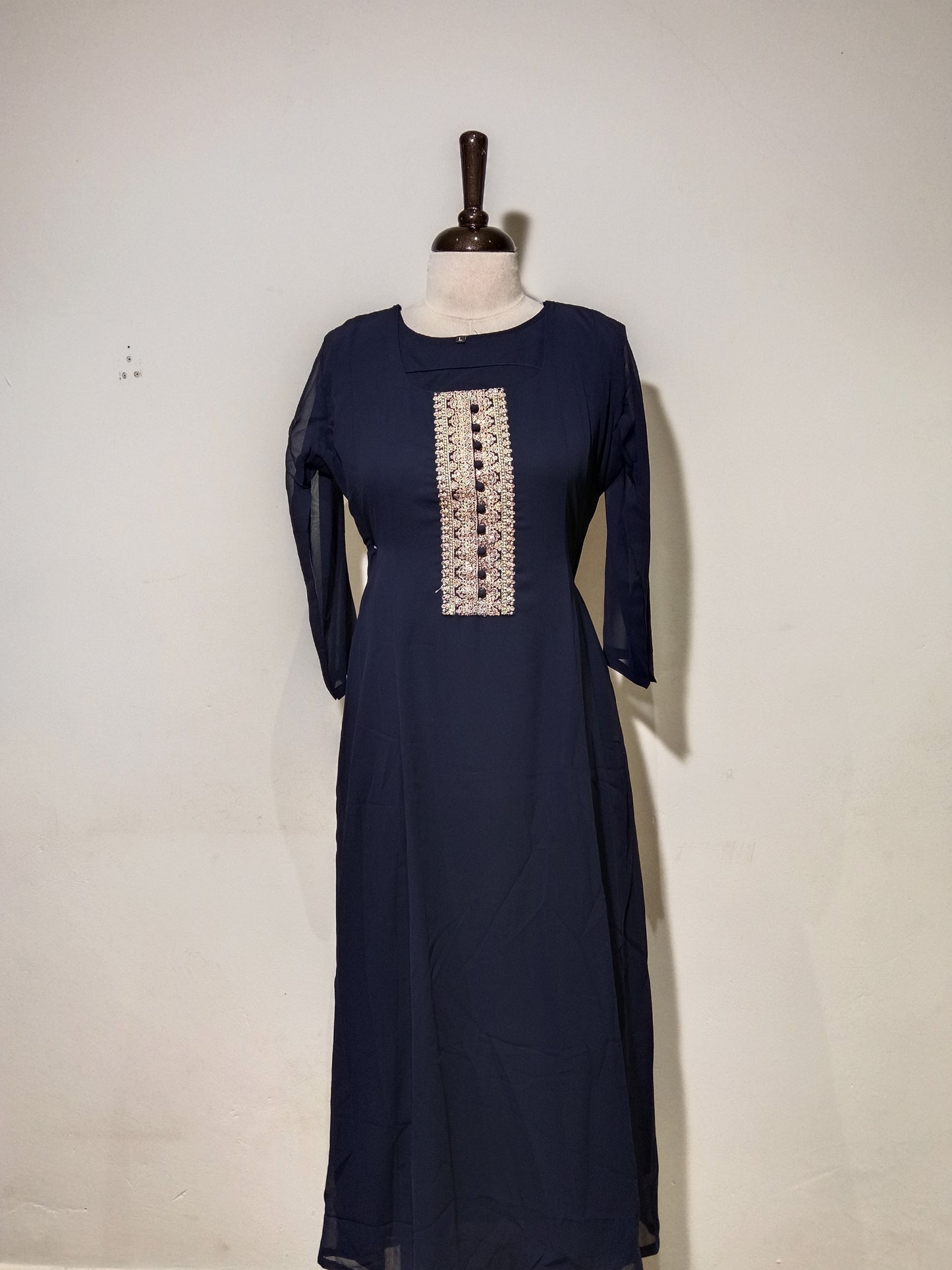 OFFER SALES TOP'S-  IHA 34811