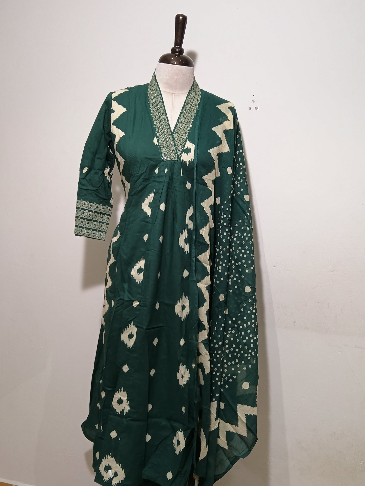 OFFER SALES TOP AND  BOTTOM  -  IHA 34697