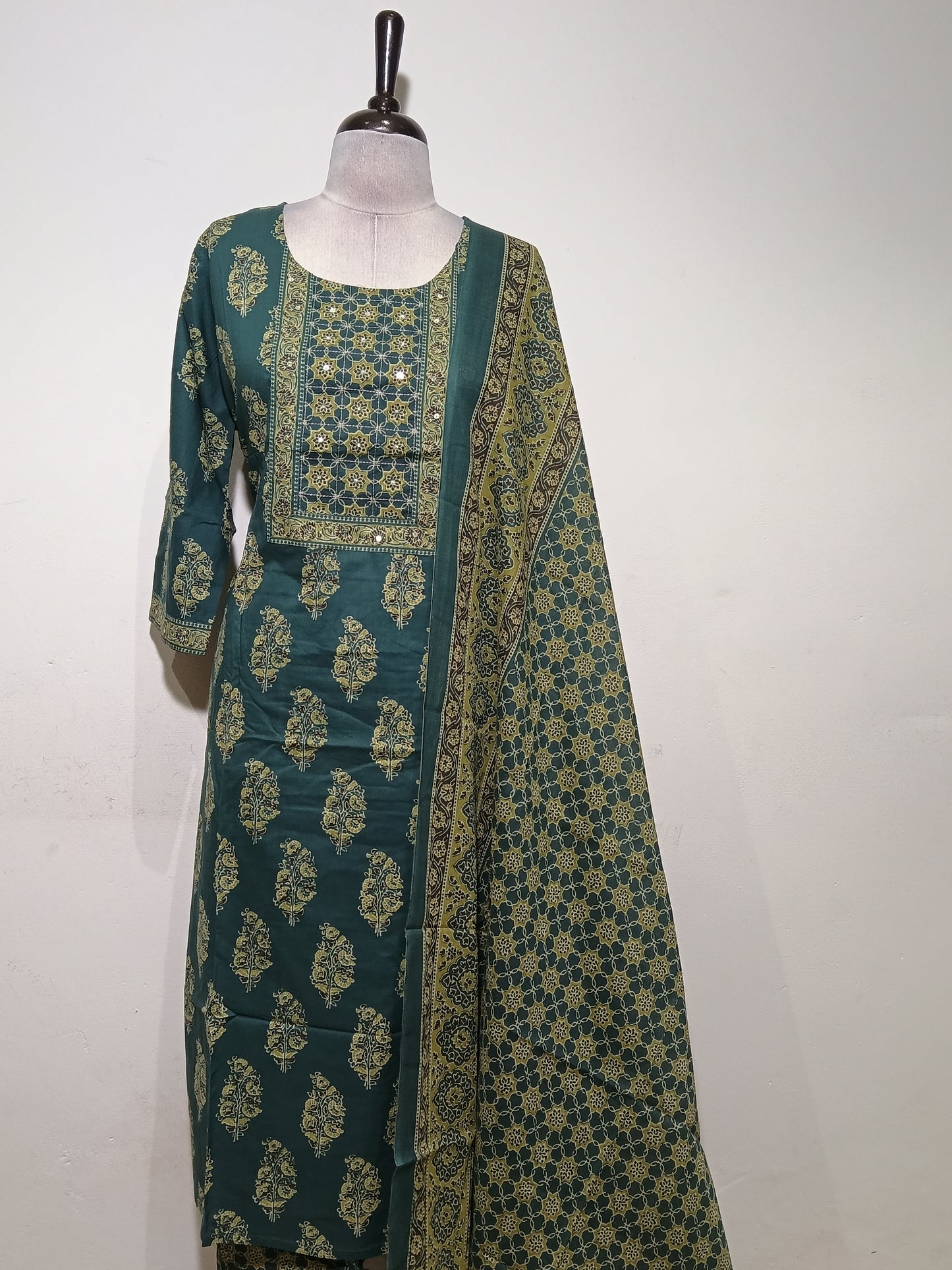 OFFER SALES TOP AND  BOTTOM  -  IHA 34755