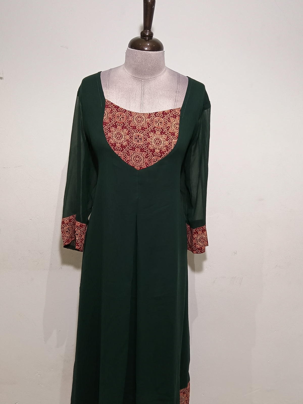 OFFER SALES TOP'S -  IHA 35832