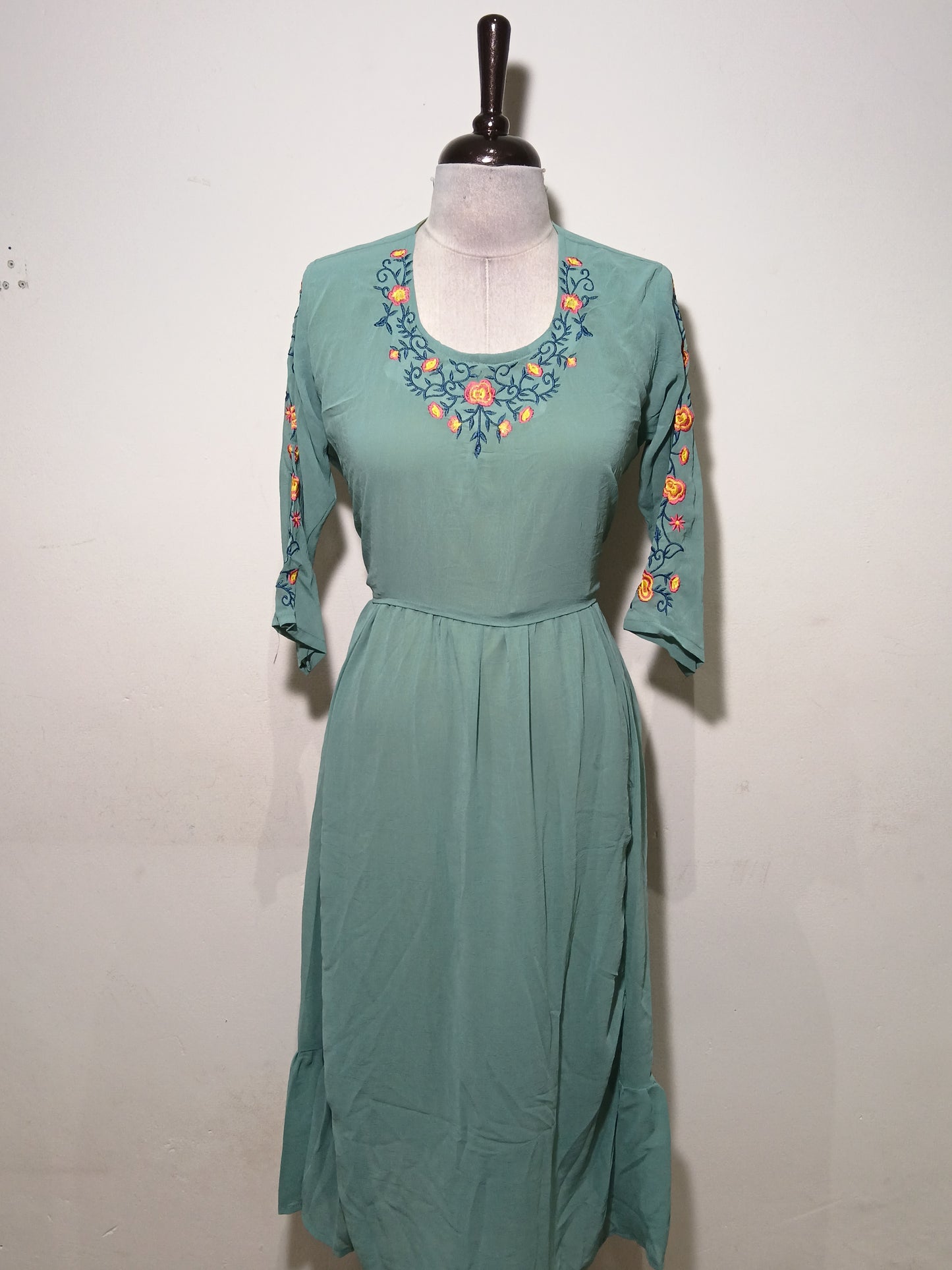 OFFER SALES TOP'S-  IHA 34874