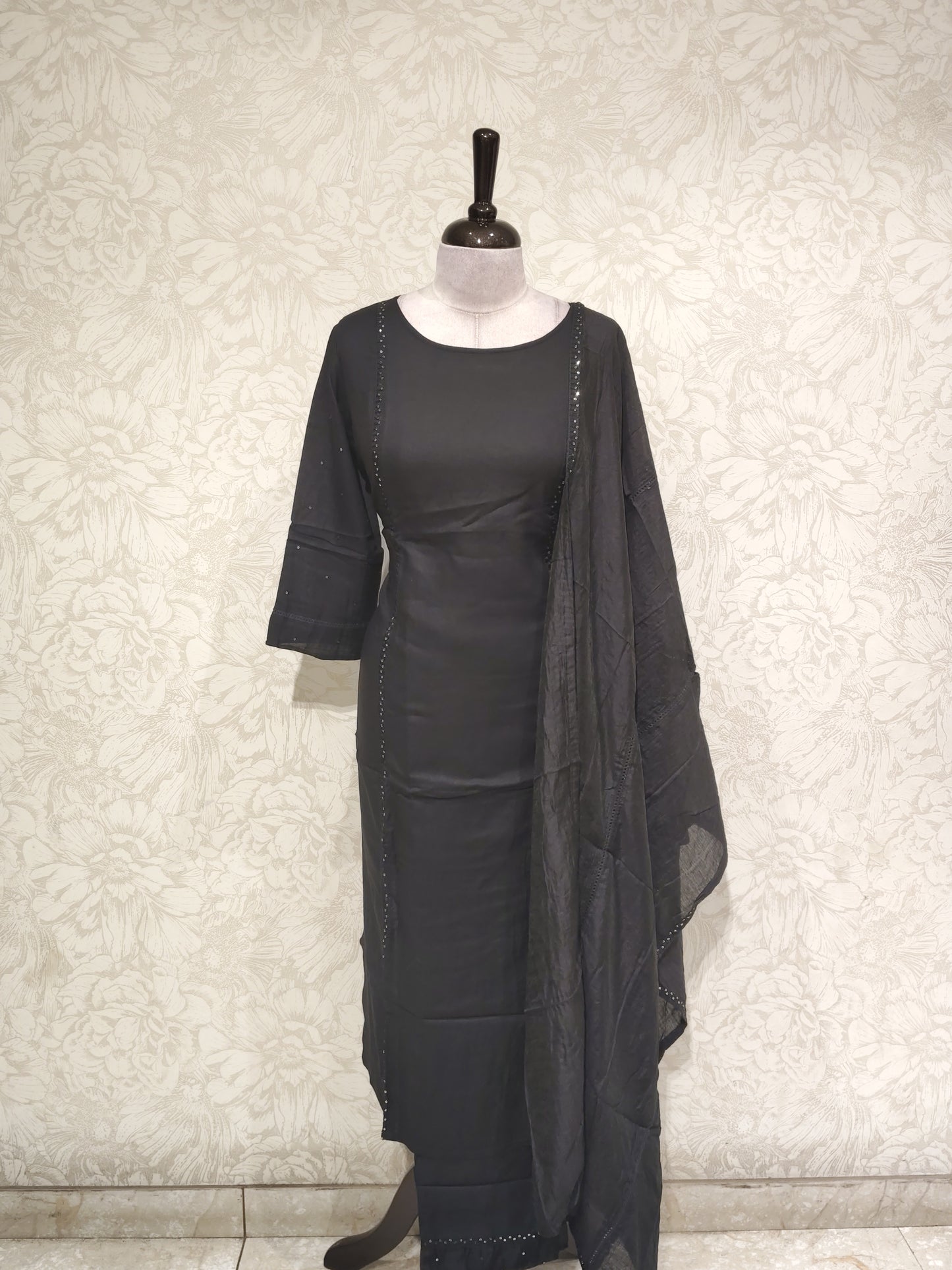 OFFER SALES TOP AND BOTTOM - IHA 27508