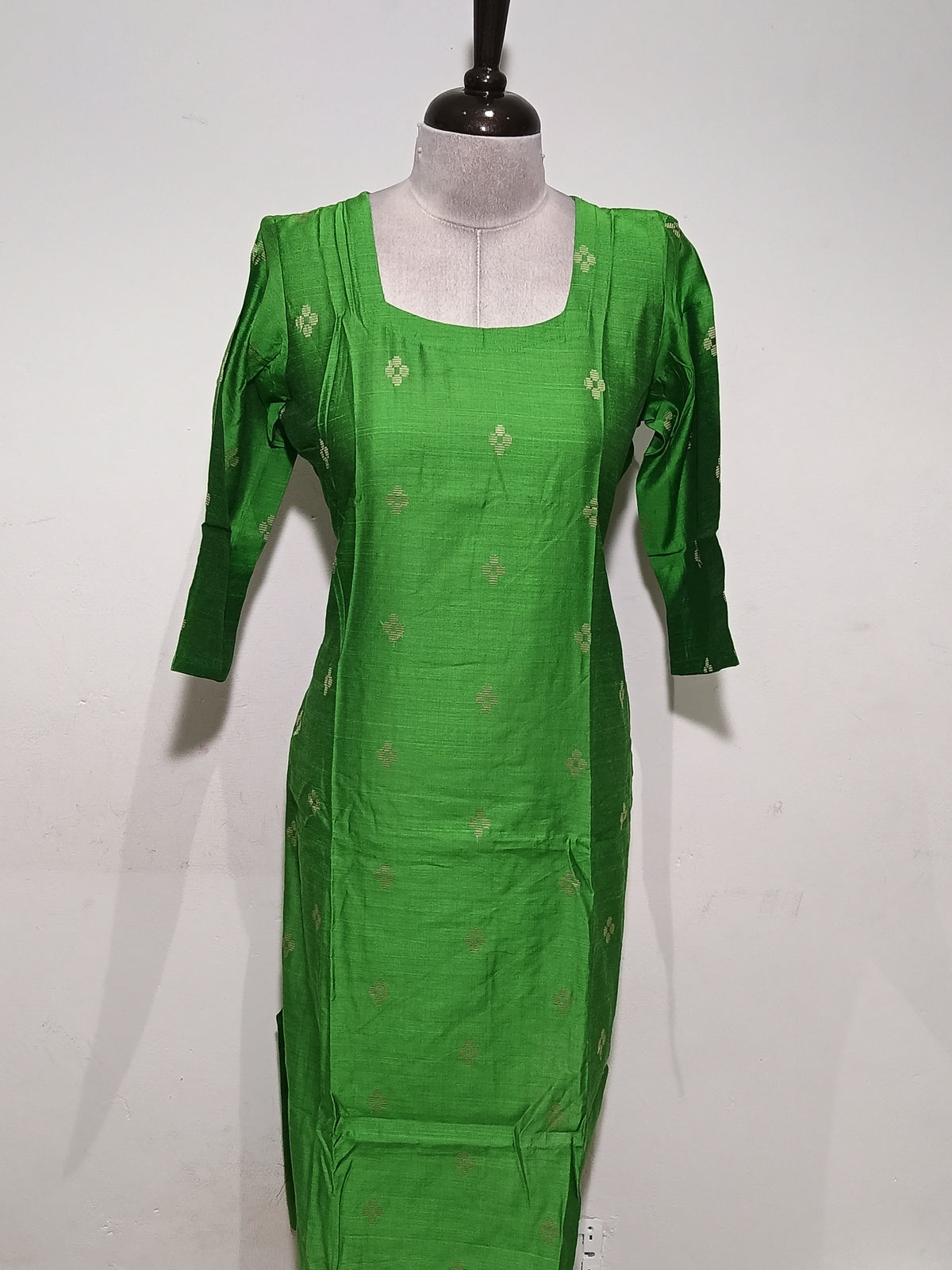 OFFER SALES TOP AND  BOTTOM  -  IHA 35622