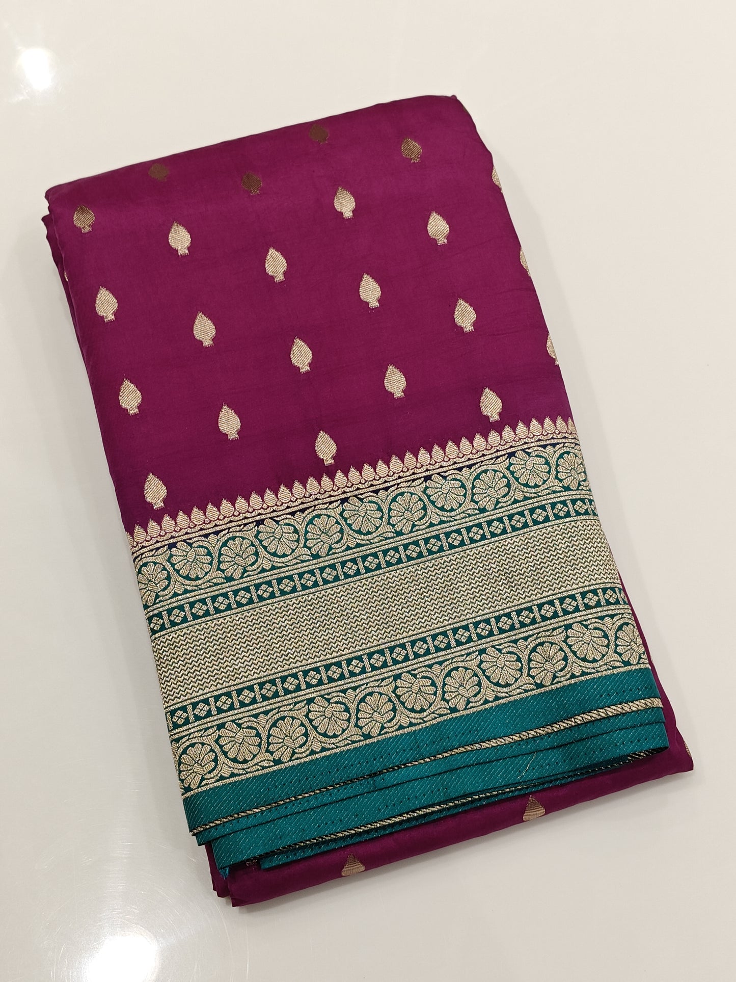 OFFER SALES SAREES - IHA 27529