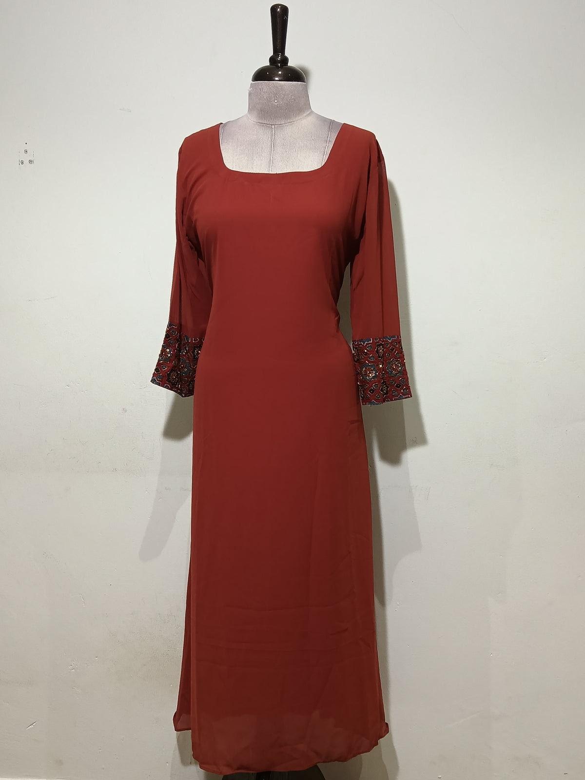 OFFER SALES TOP'S -  IHA 35862