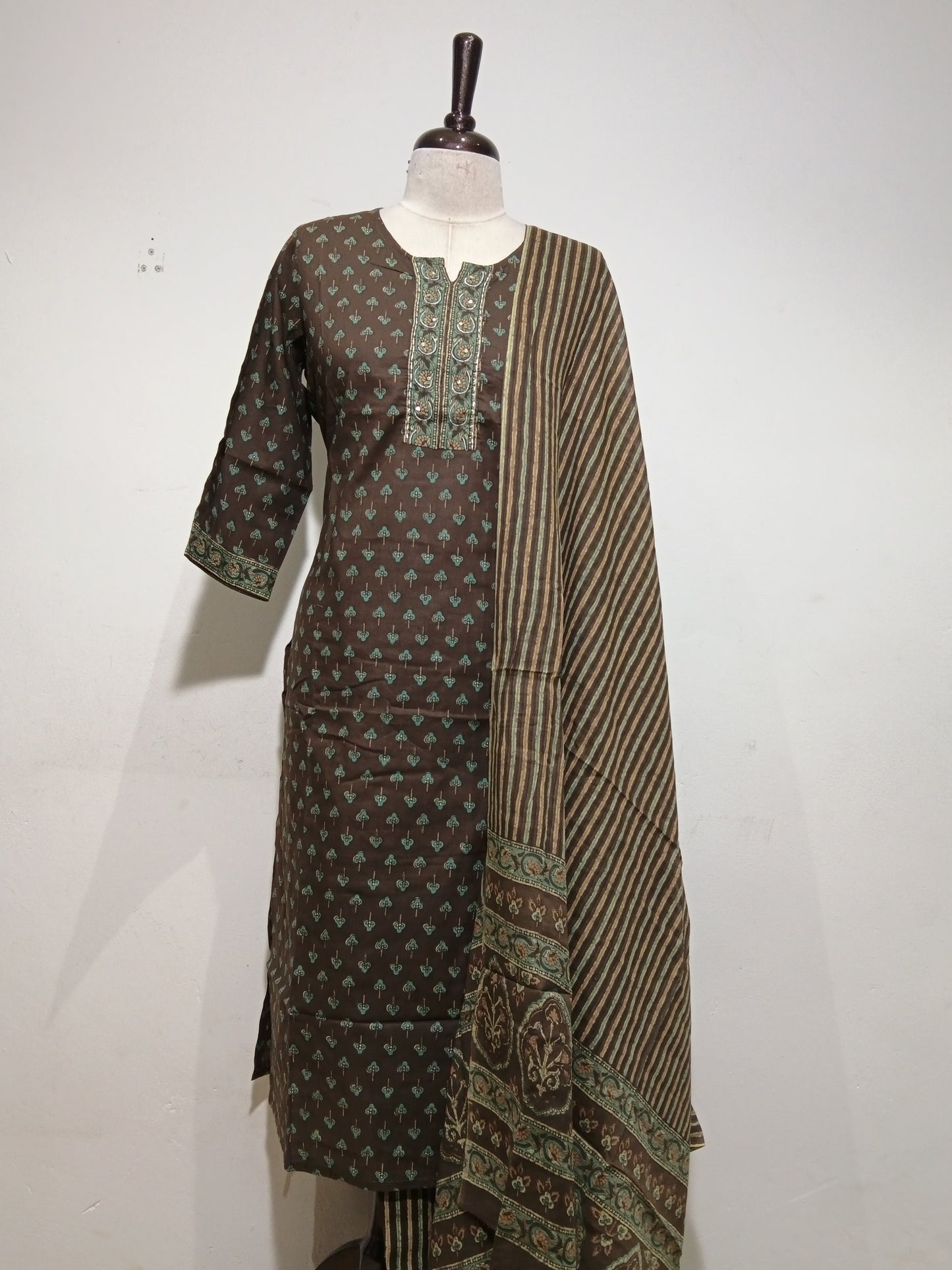 OFFER SALES TOP AND  BOTTOM  -  IHA 34755