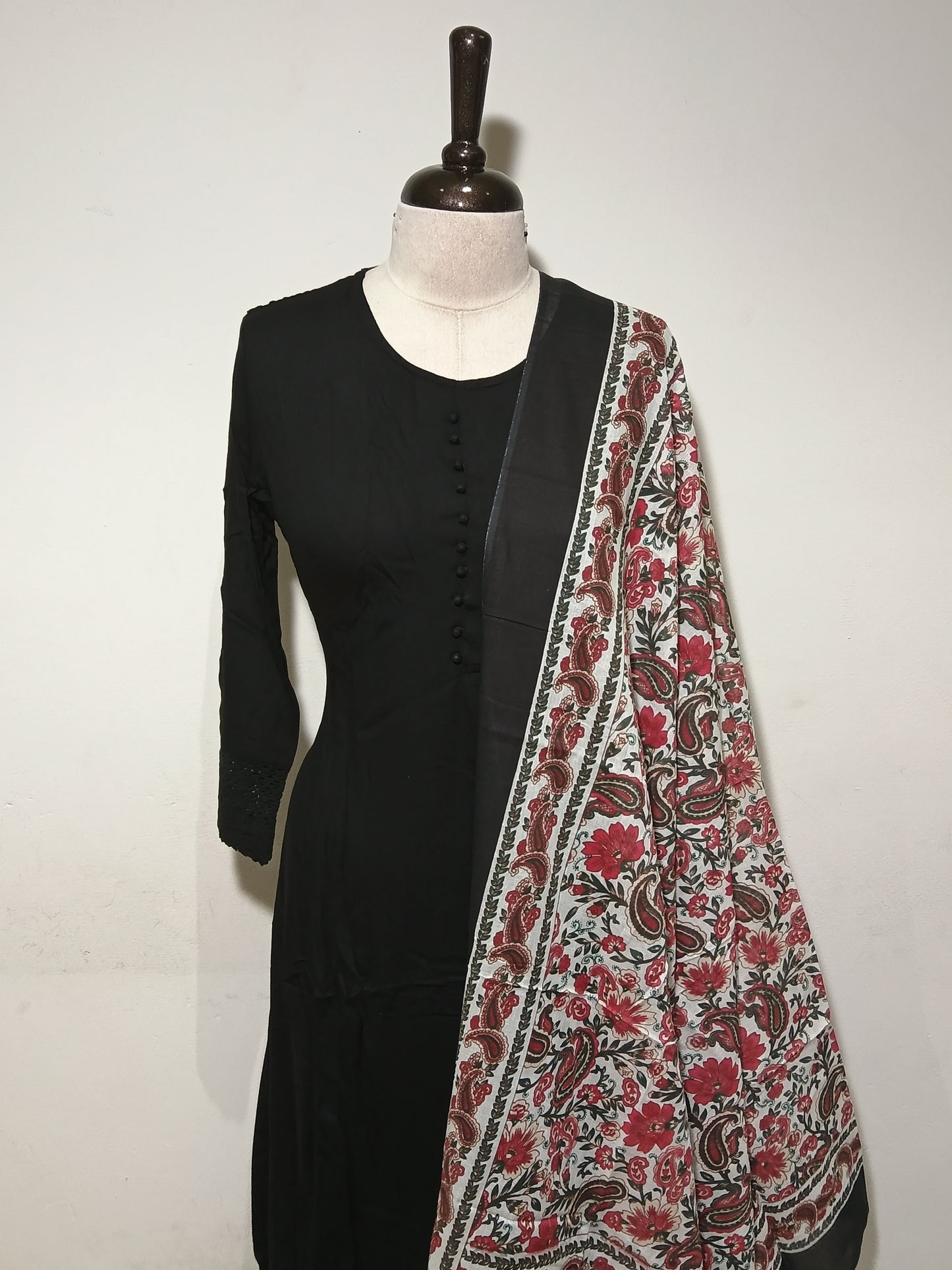 OFFER SALES TOP'S-  IHA 34796