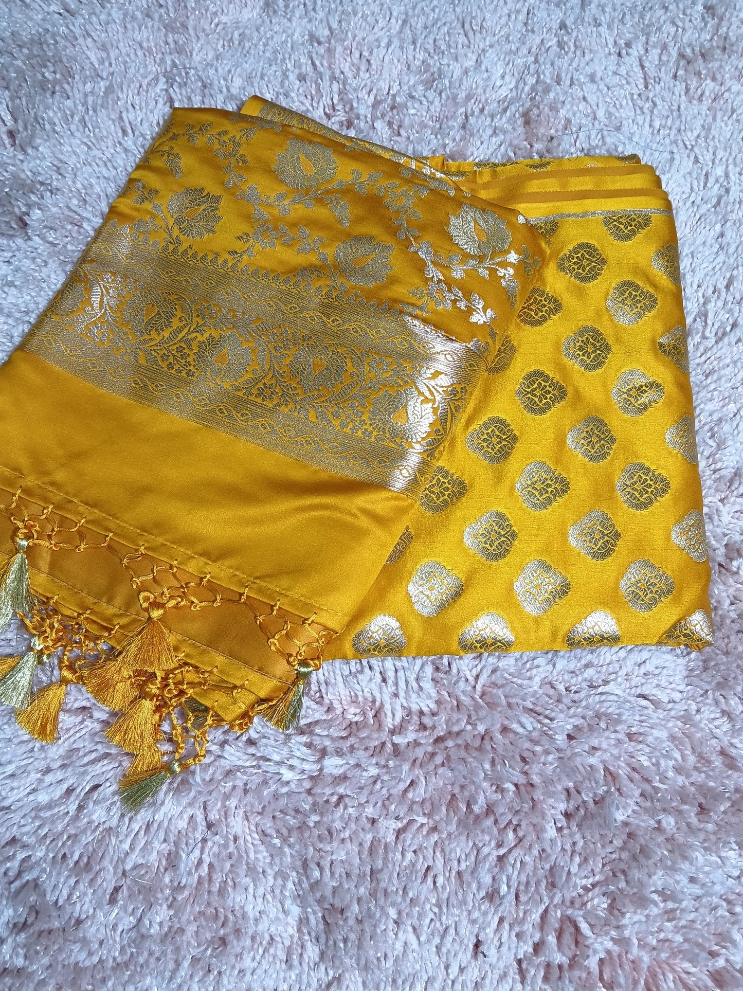 OFFER SALES UNSTITCHED SALWAR SUITS -  IHA 34895
