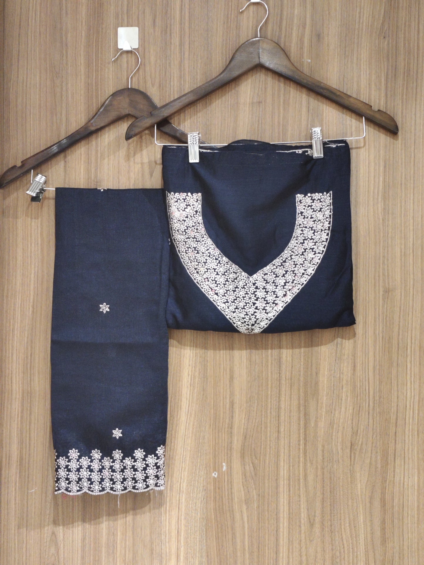 OFFER SALES UNSTITCHED SALWAR SUITS - IHA 27310