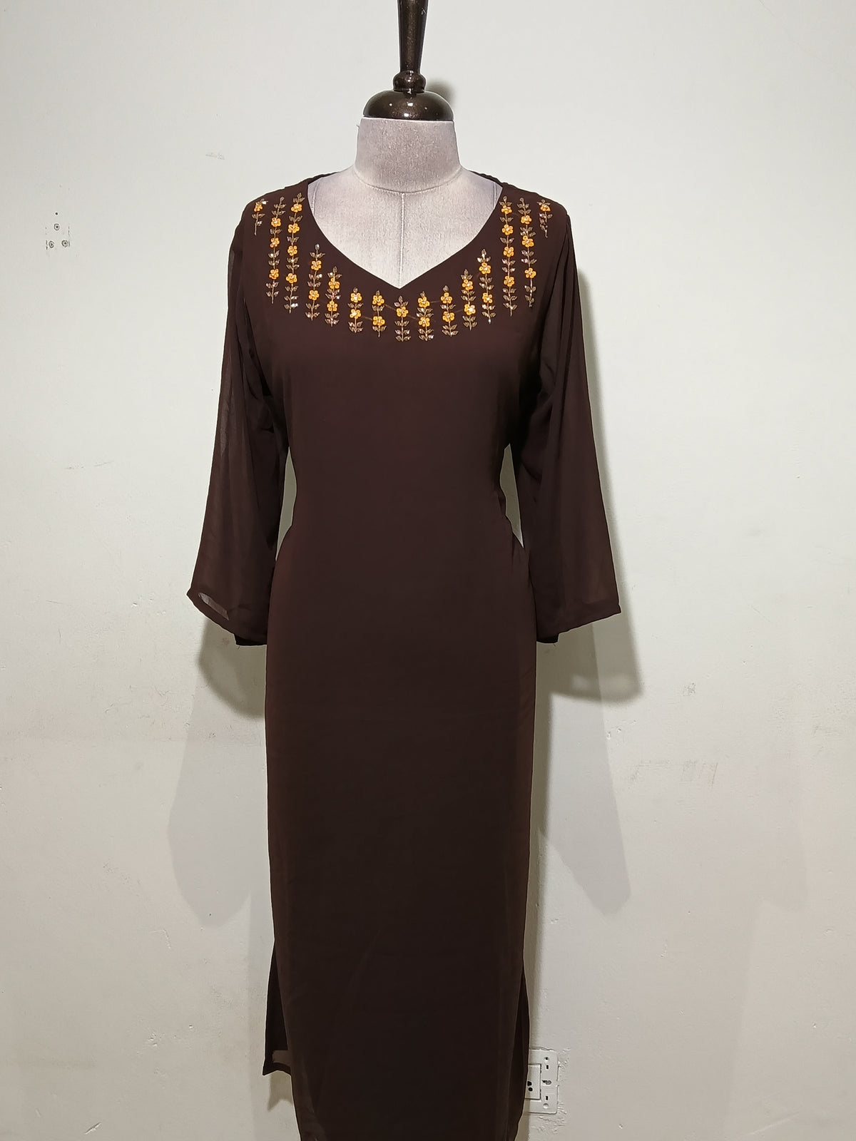 OFFER SALES TOP'S -  IHA 35832