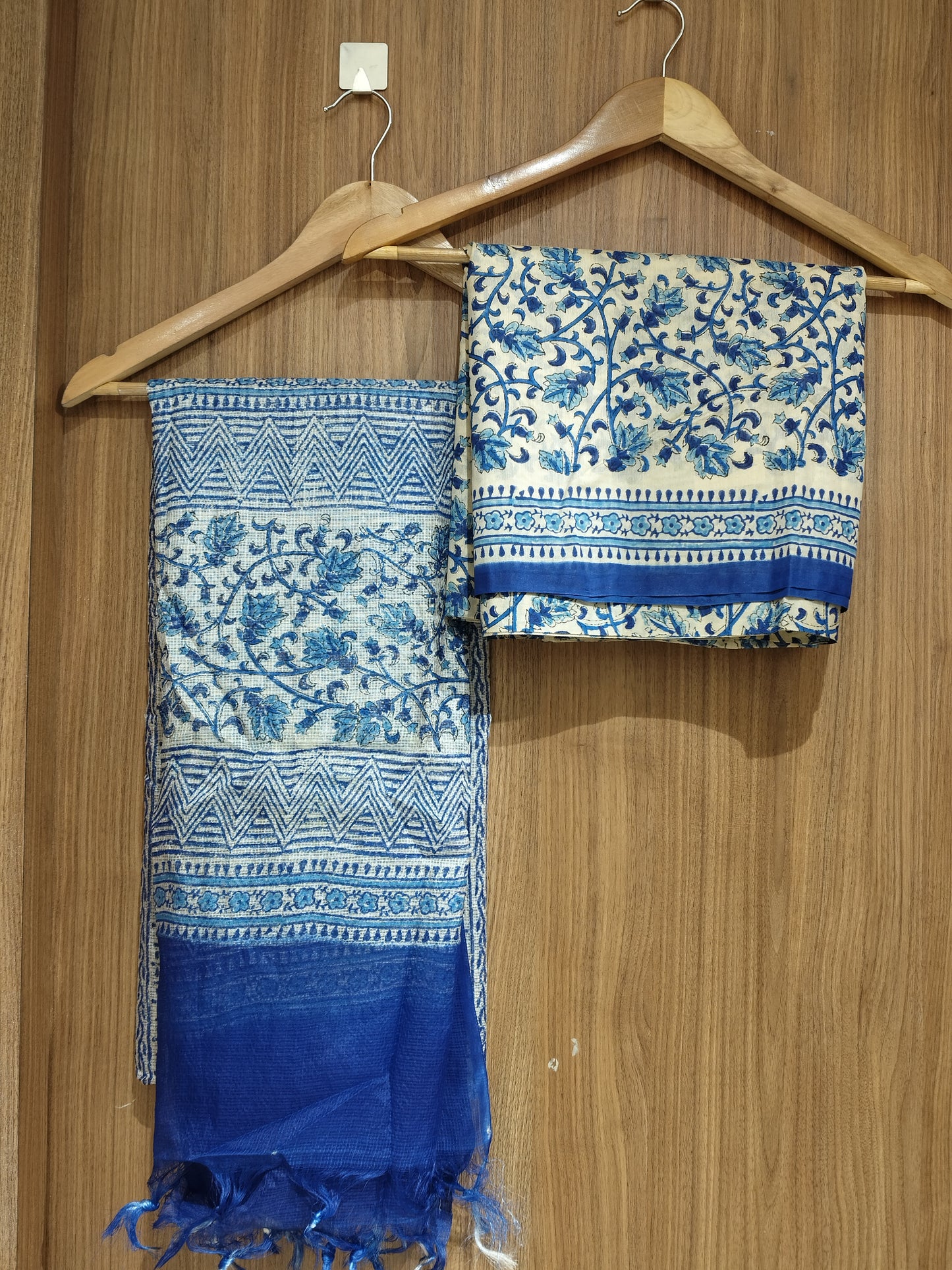 OFFER SALES UNSTITCHED SALWAR  - IHA 27562