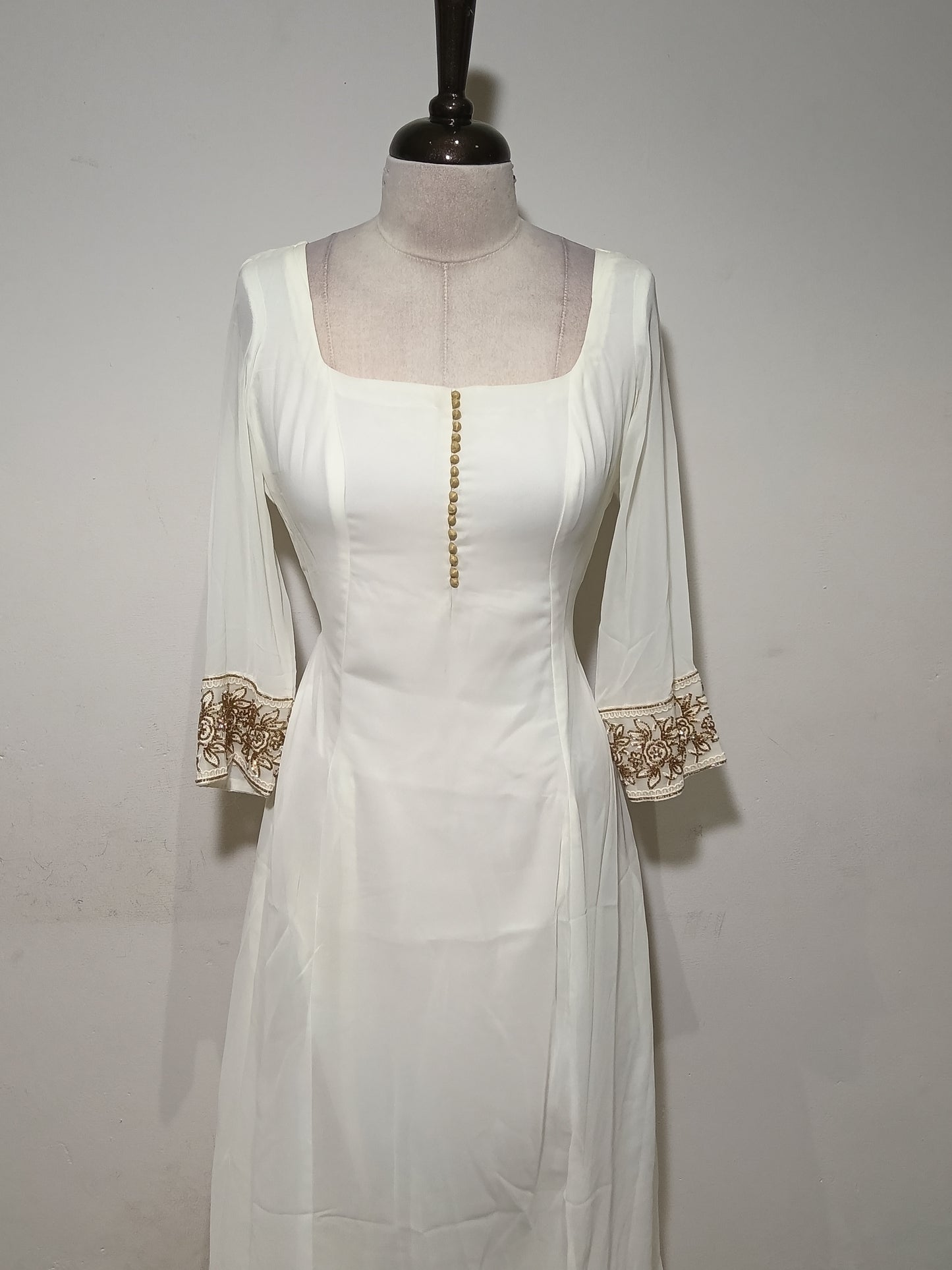 OFFER SALES TOP'S-  IHA 34796