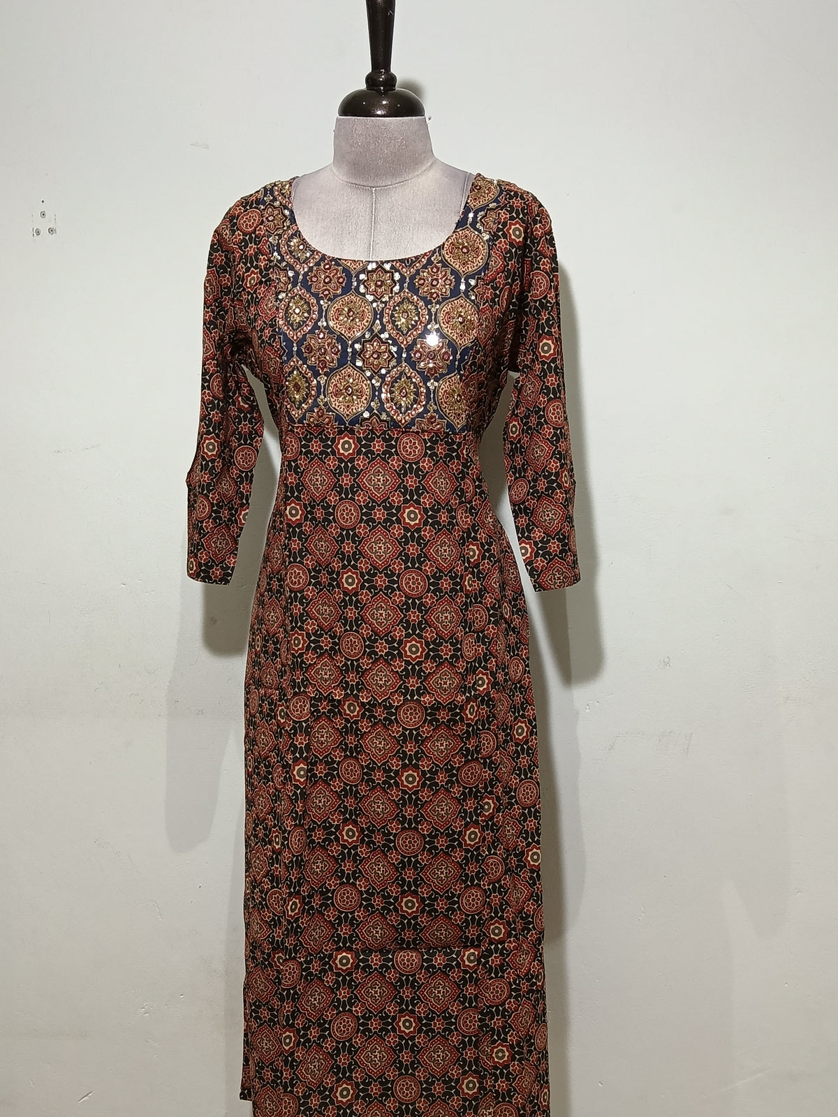 OFFER SALES TOP'S -  IHA 35832