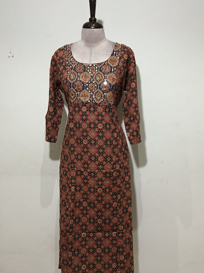 OFFER SALES TOP'S -  IHA 35832