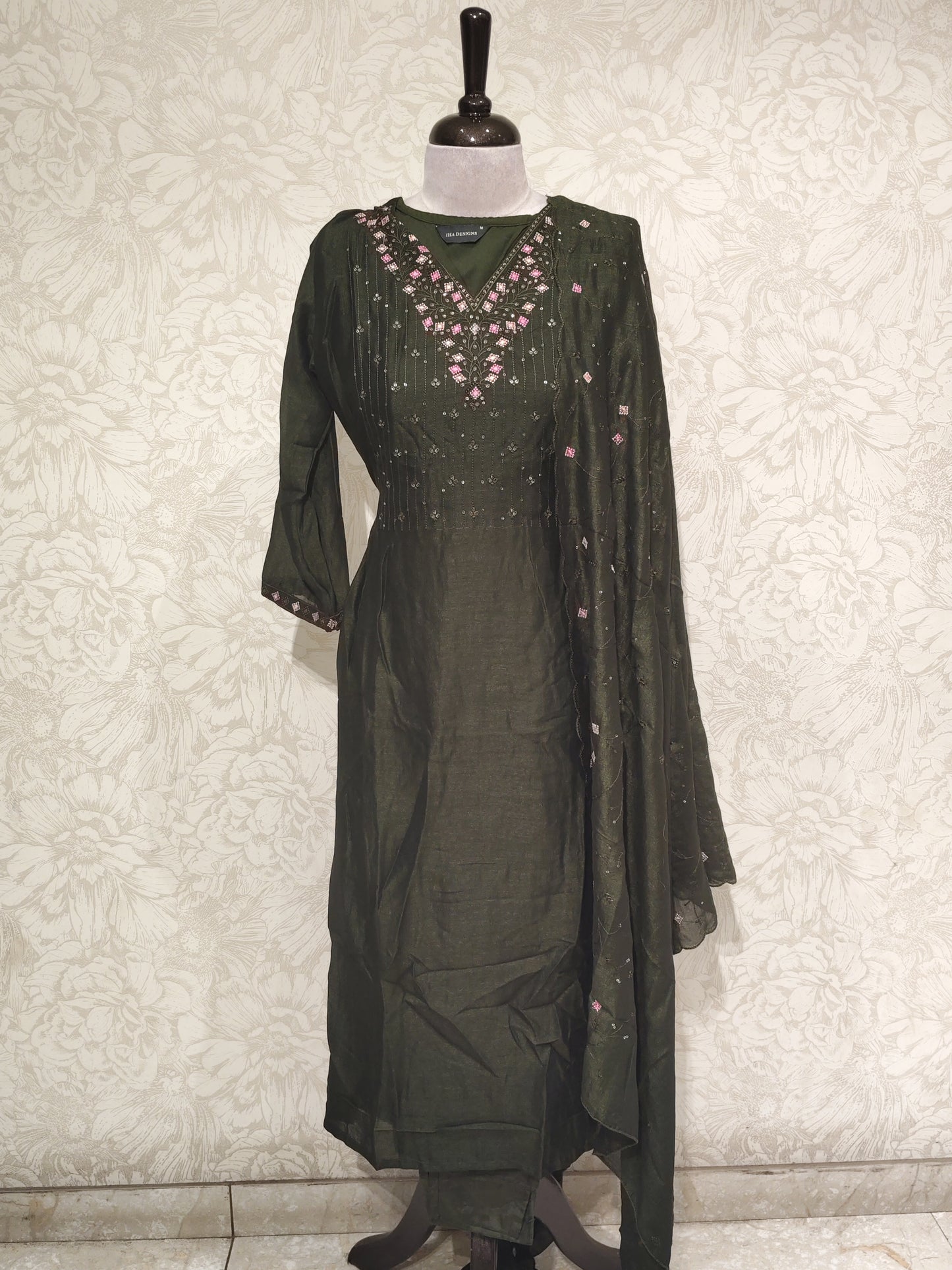 OFFER SALES TOP AND BOTTOM - IHA 27508