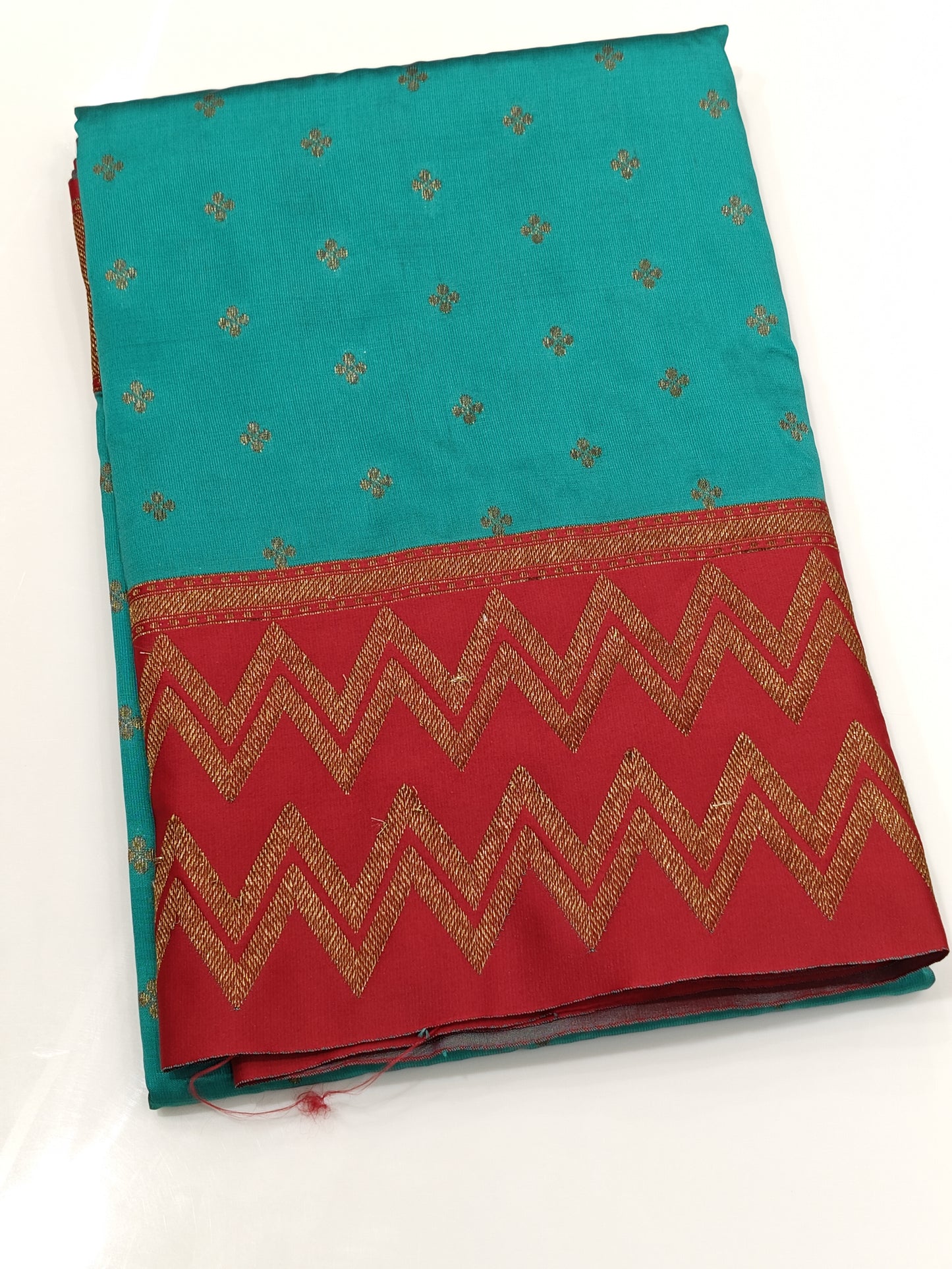 OFFER SALES SAREES - IHA 27529