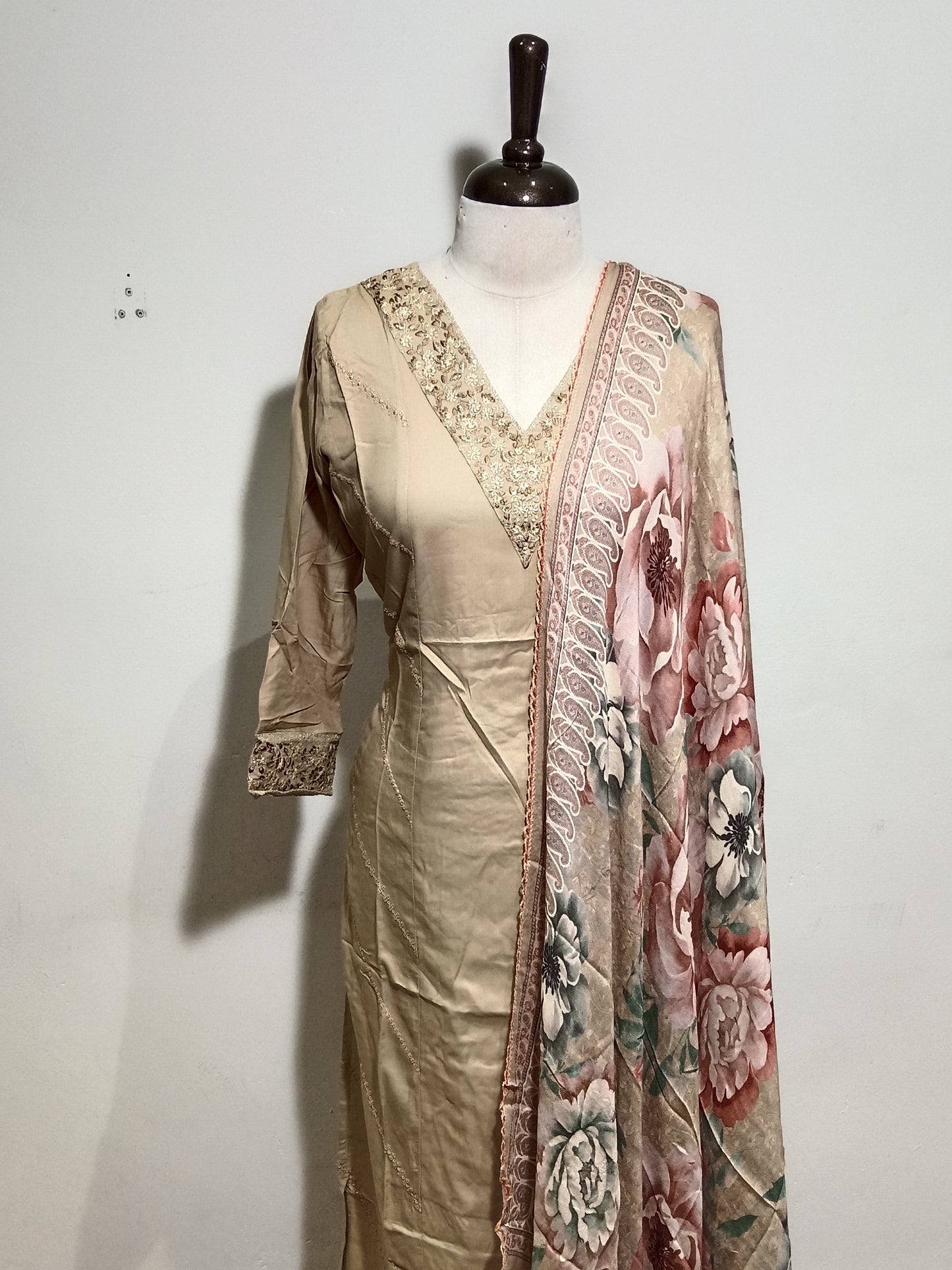 OFFER SALES TOP AND  BOTTOM  -  IHA 34697