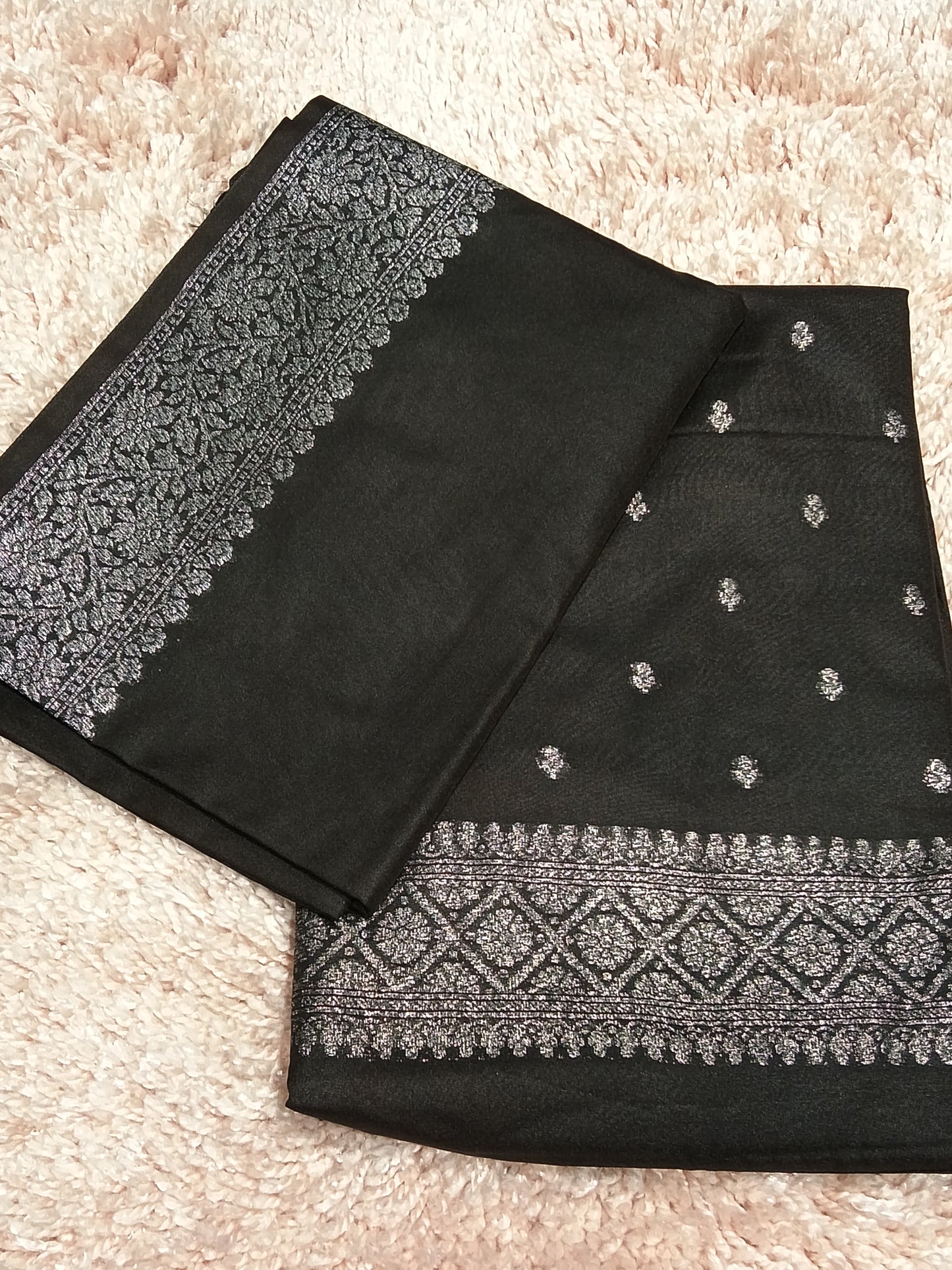 OFFER SALES UNSTITCHED SALWAR SUITS -  IHA 34680