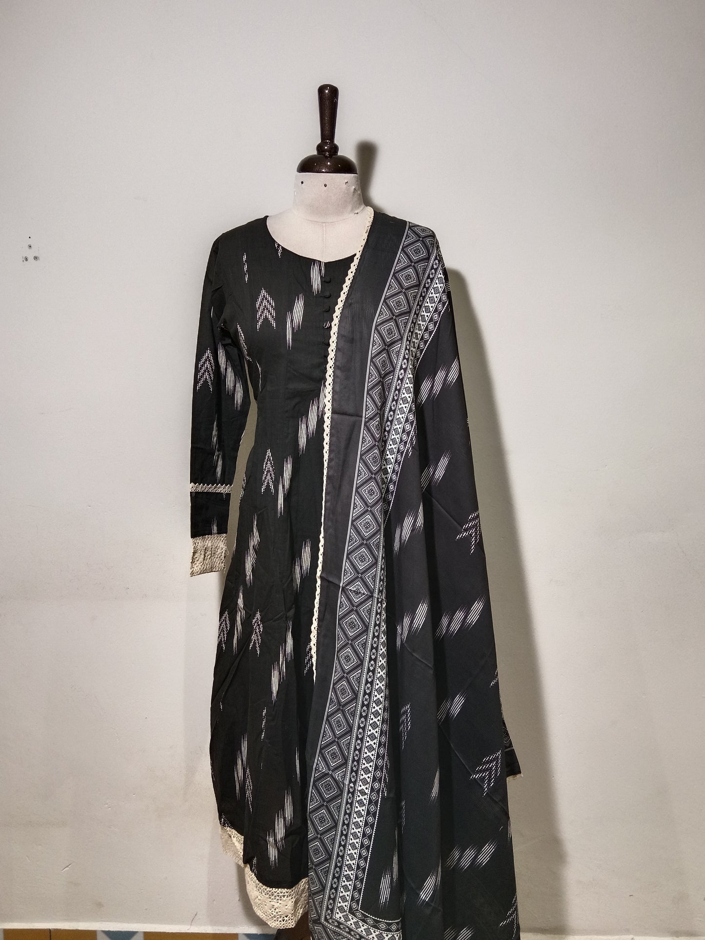 OFFER SALES TOP AND  BOTTOM  -  IHA 34838