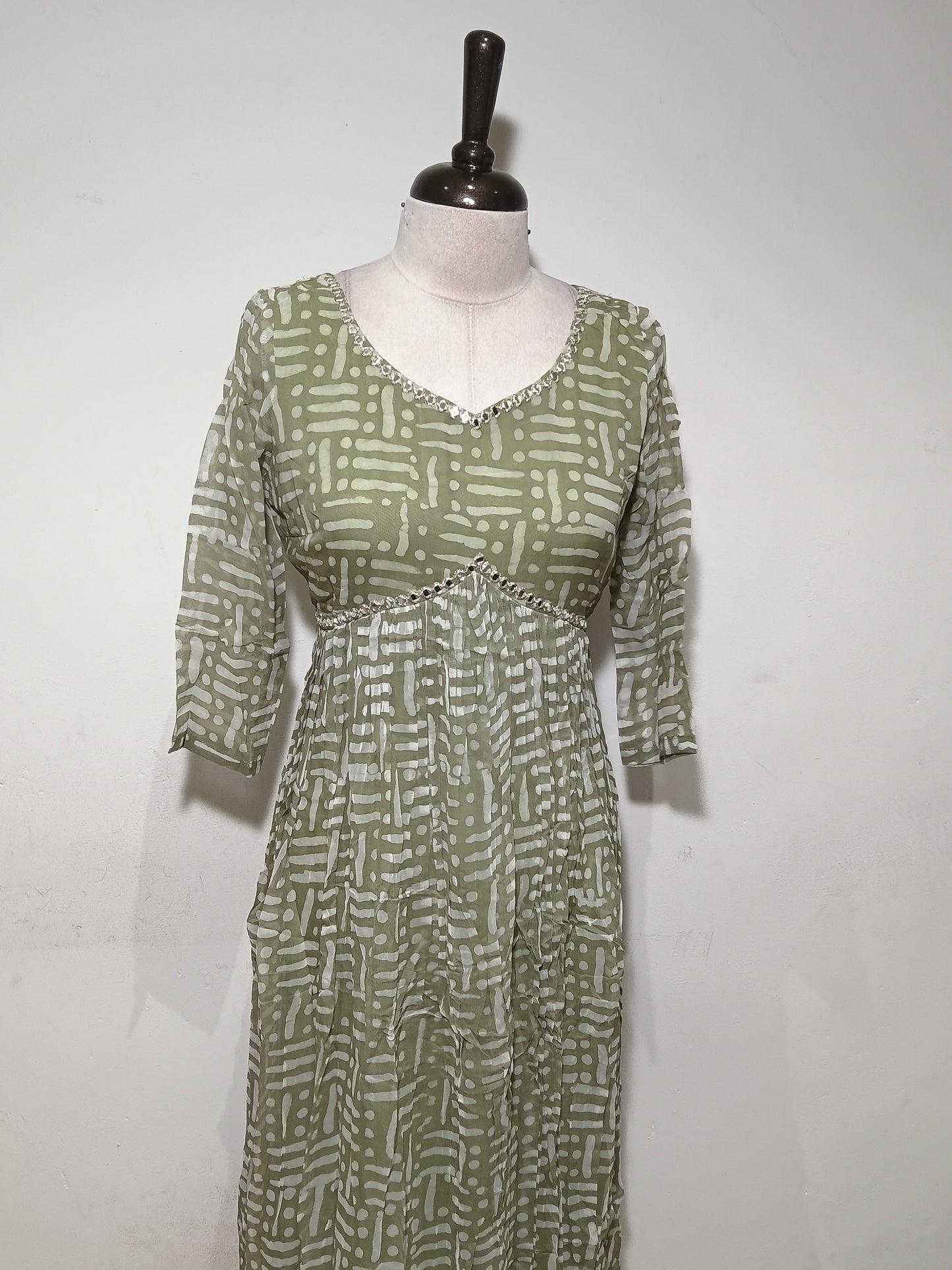 OFFER SALES TOP'S-  IHA 34796